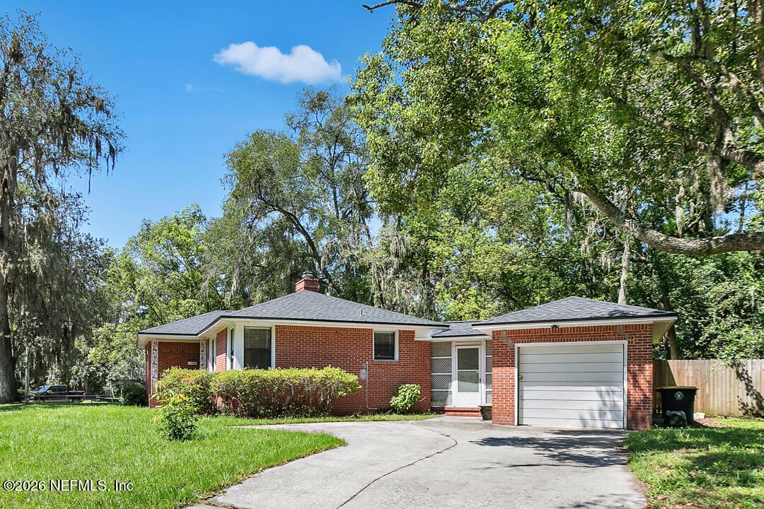1522 Murray Drive — photo