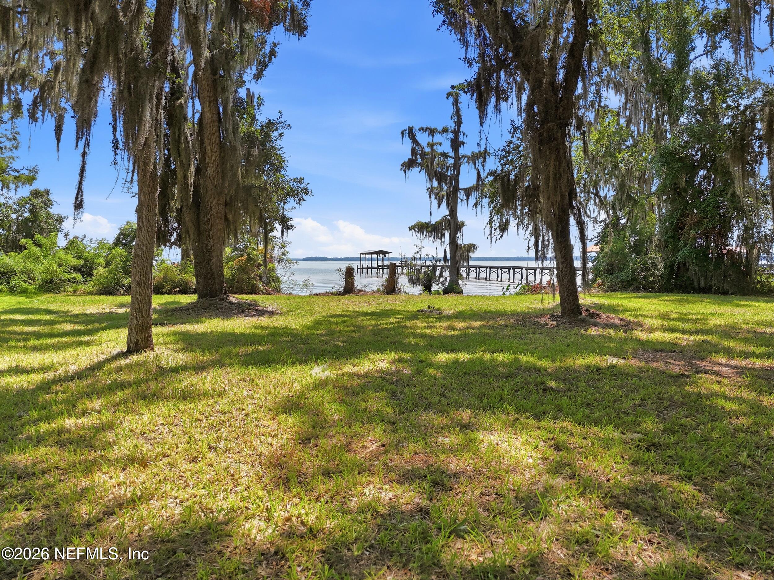 6445 Jack Wright Island Road — photo