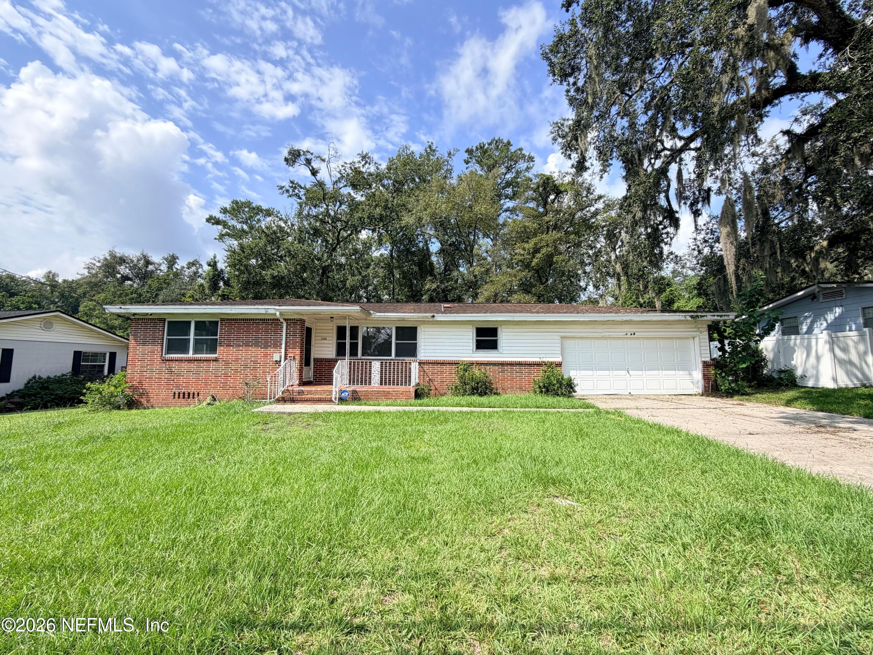 7146 Hanson Drive S — photo
