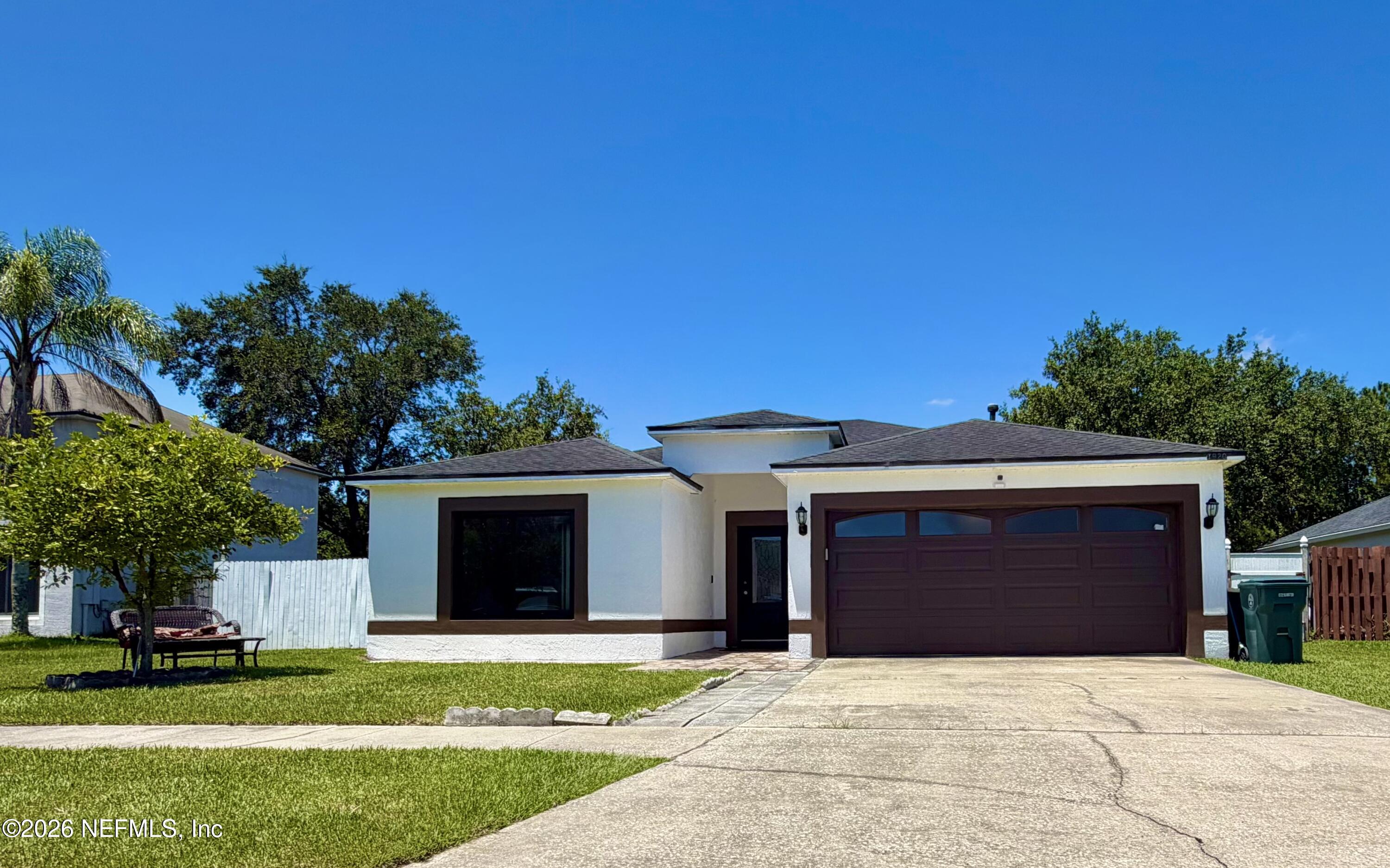 1920 W Coldfield Drive — photo