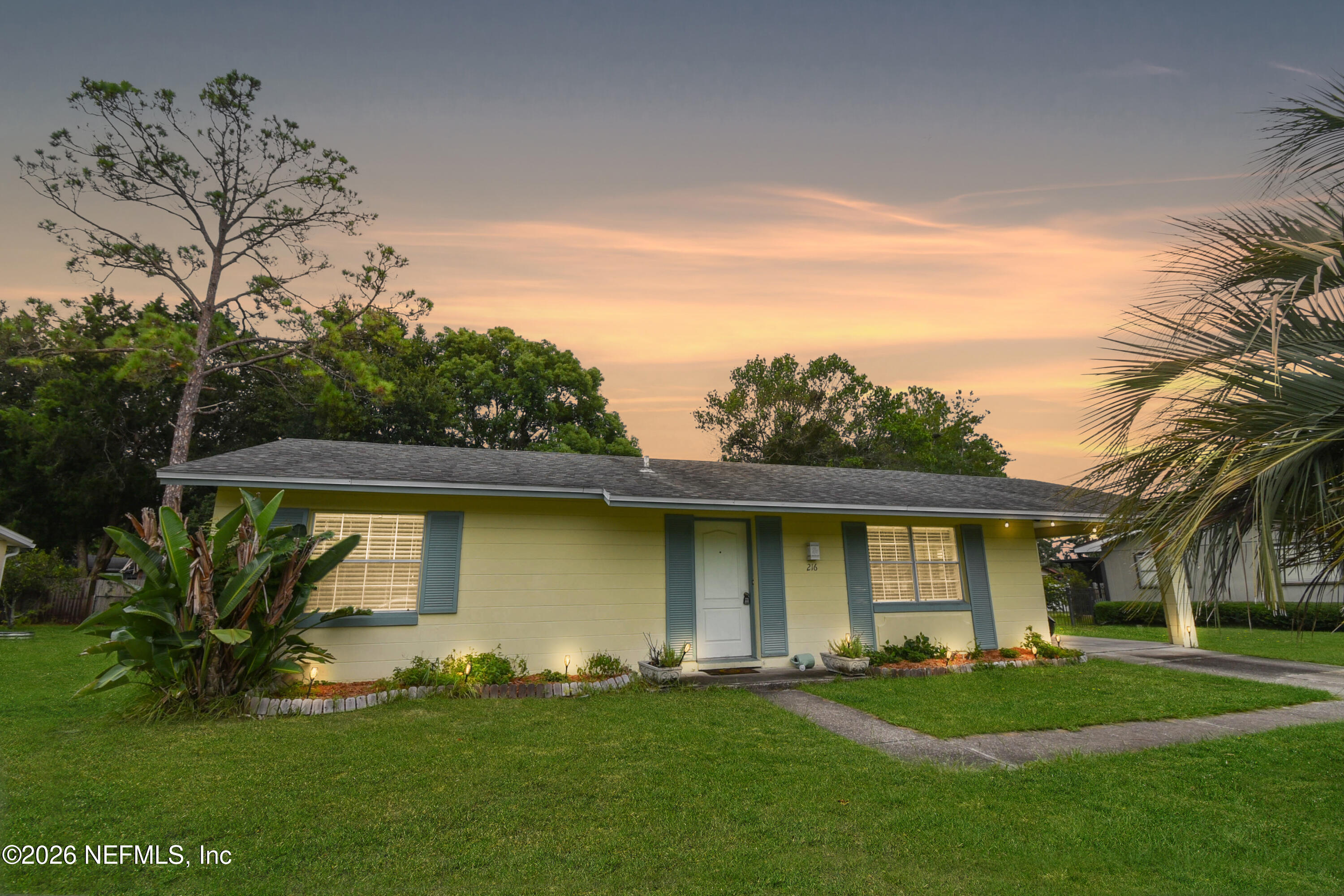 216 Estancia Street — photo