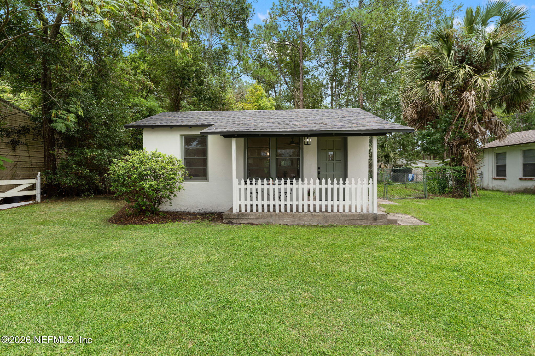 5604 Cruz Road — photo