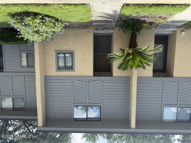 85 Debarry Avenue 1054 — photo