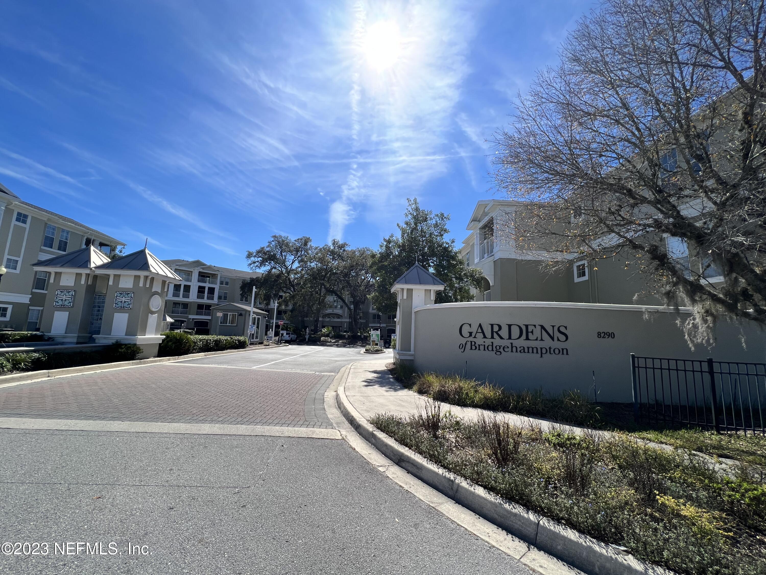 8290 Gate Parkway W 1105 — photo