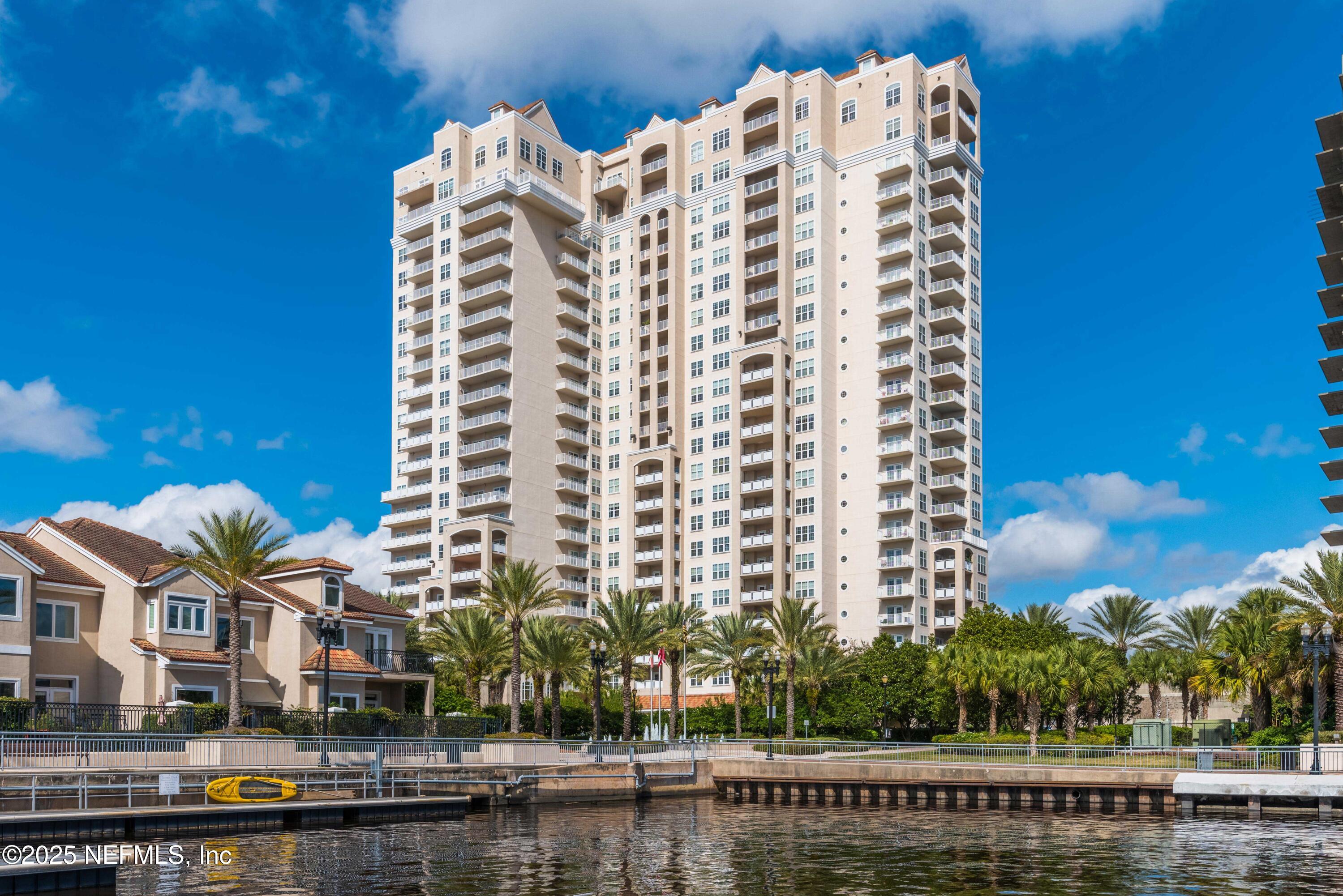 400 E Bay Street 703 — photo
