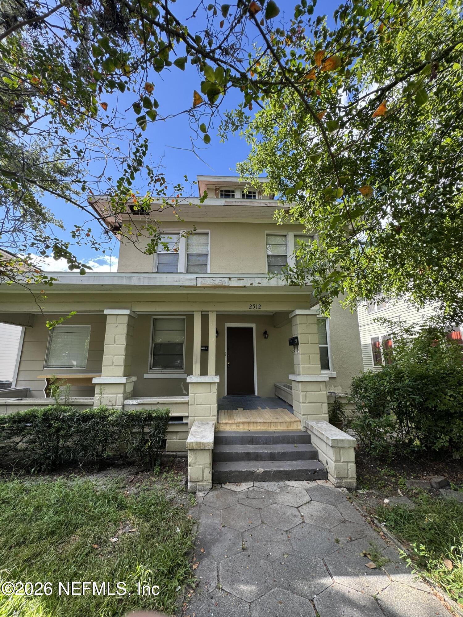 2512 College Street 1 — photo