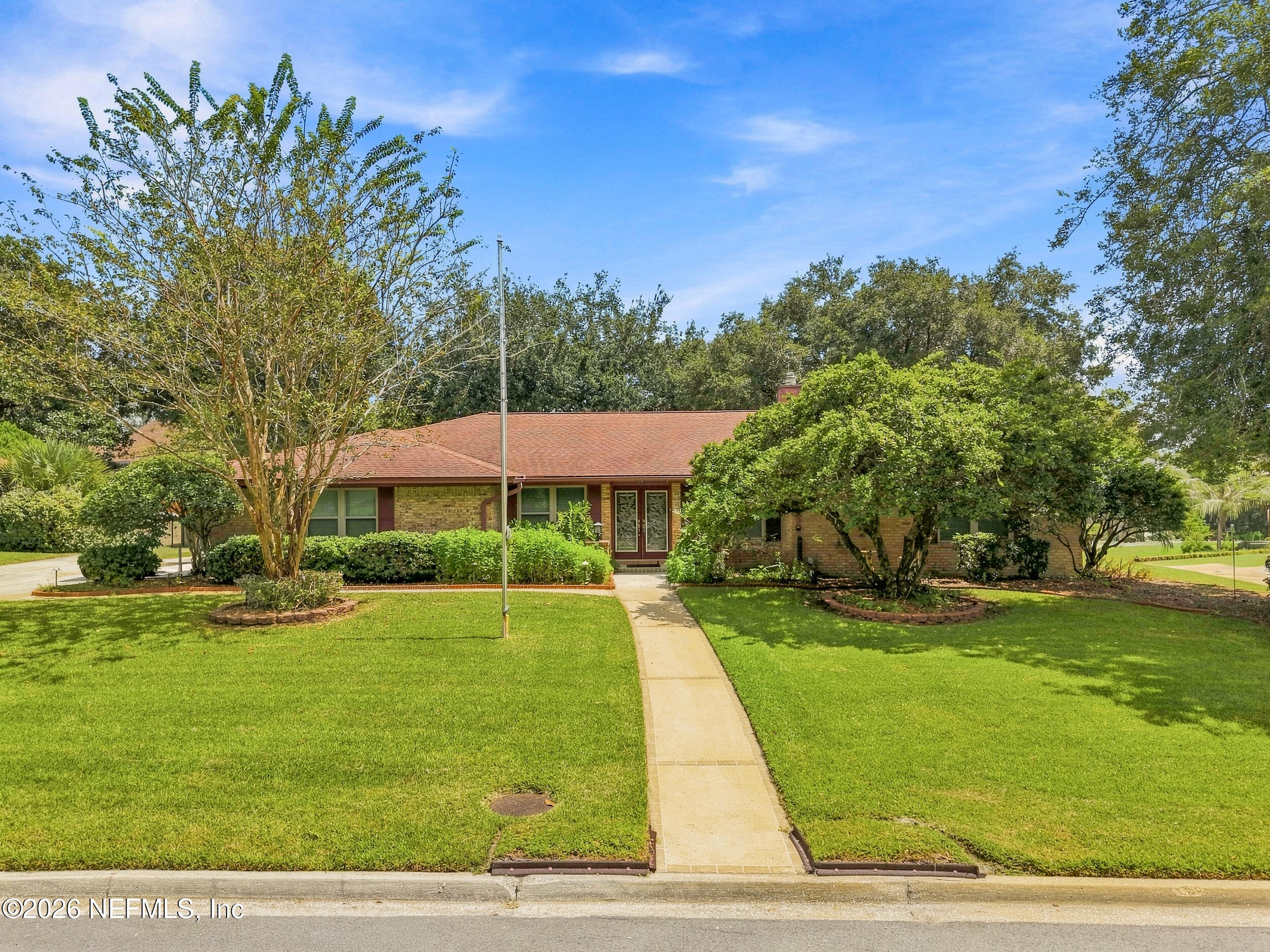 309 Devonshire Lane — photo