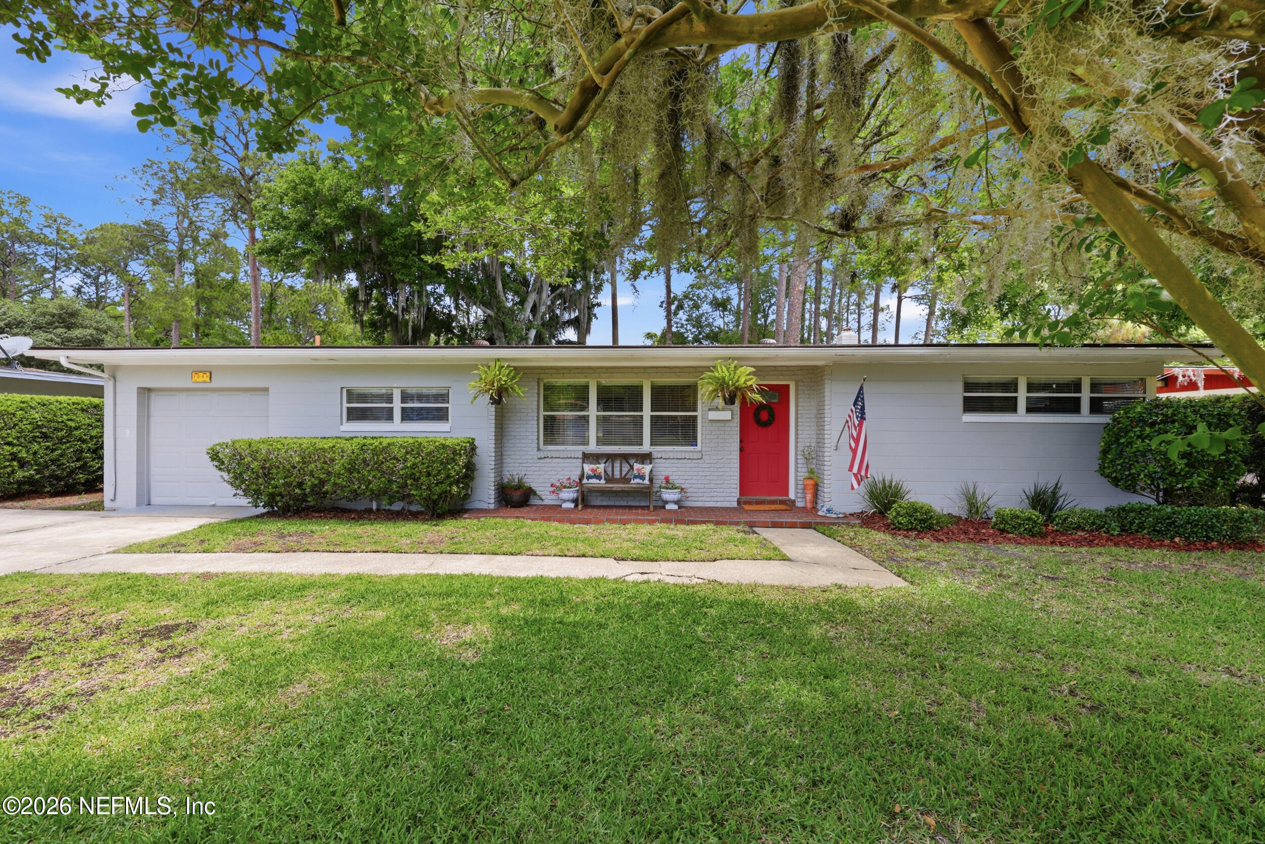 1049 Nightingale Road — photo