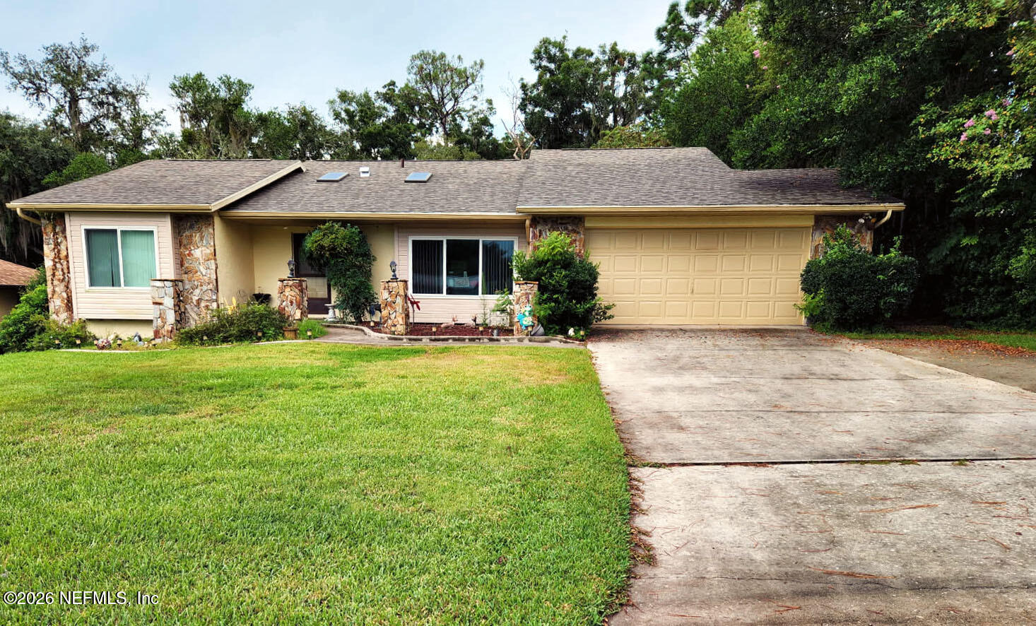 8716 E Rosemont Court — photo