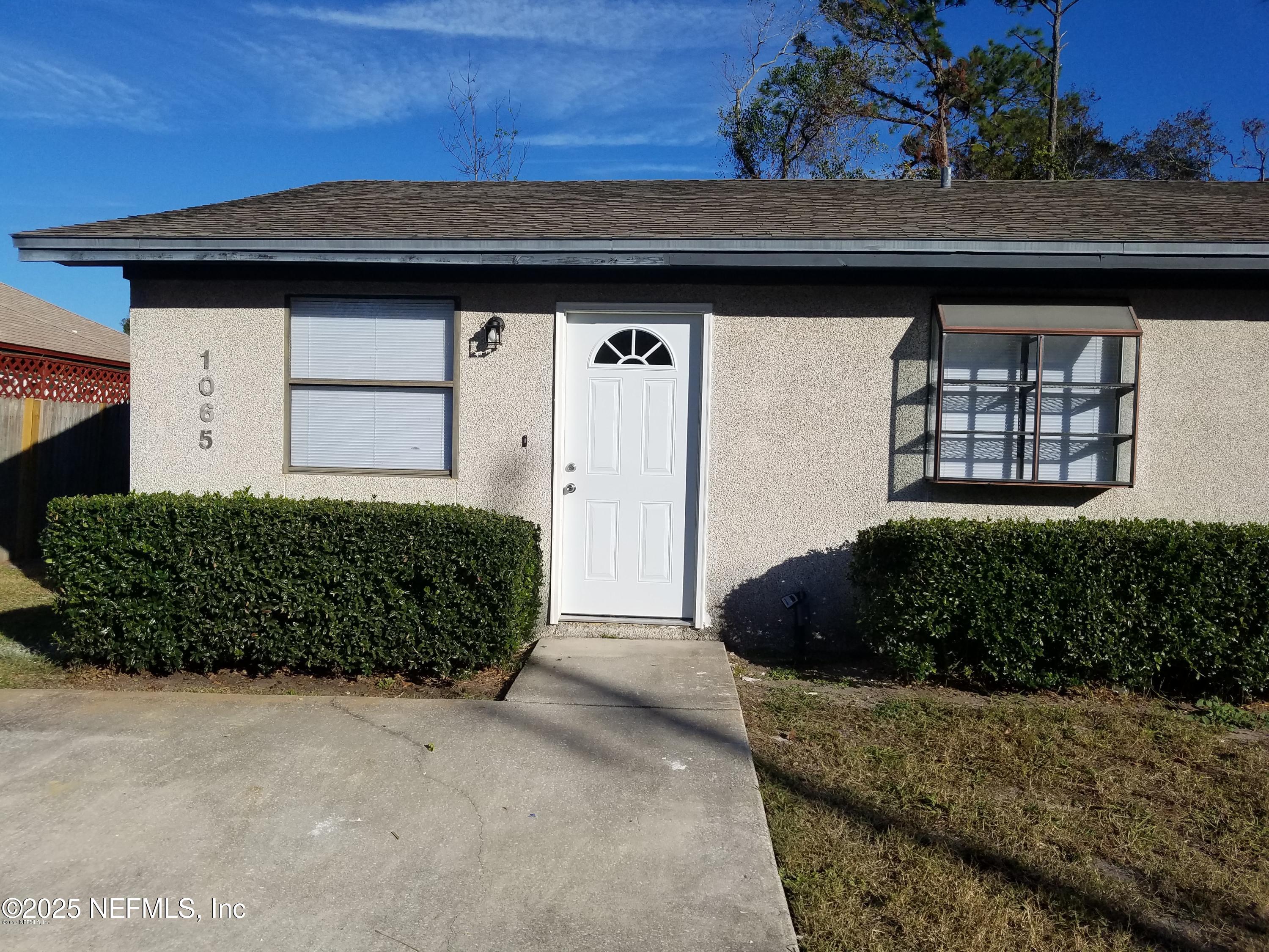 1065 Stocks Street — photo