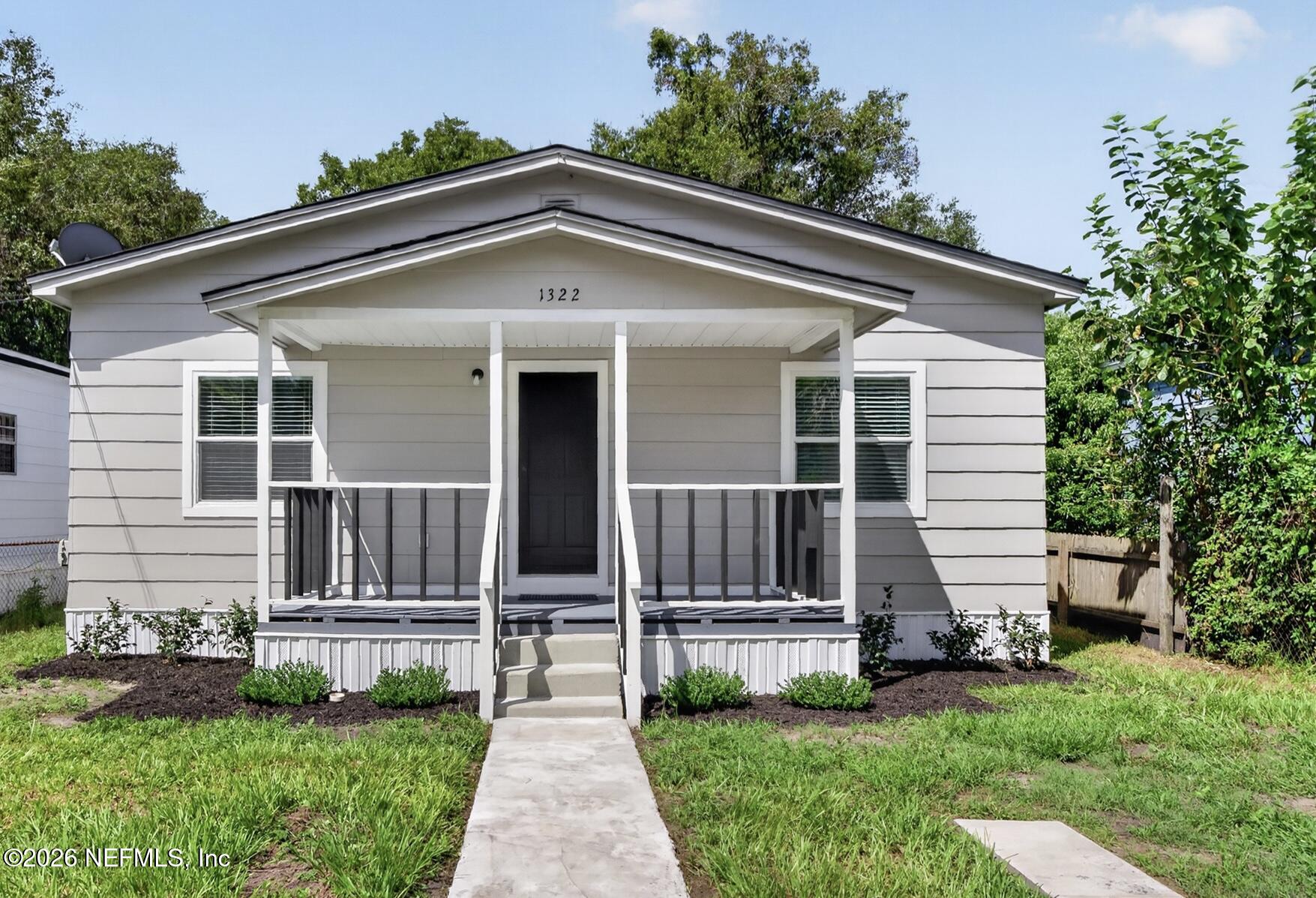 1322 Van Buren Street — photo