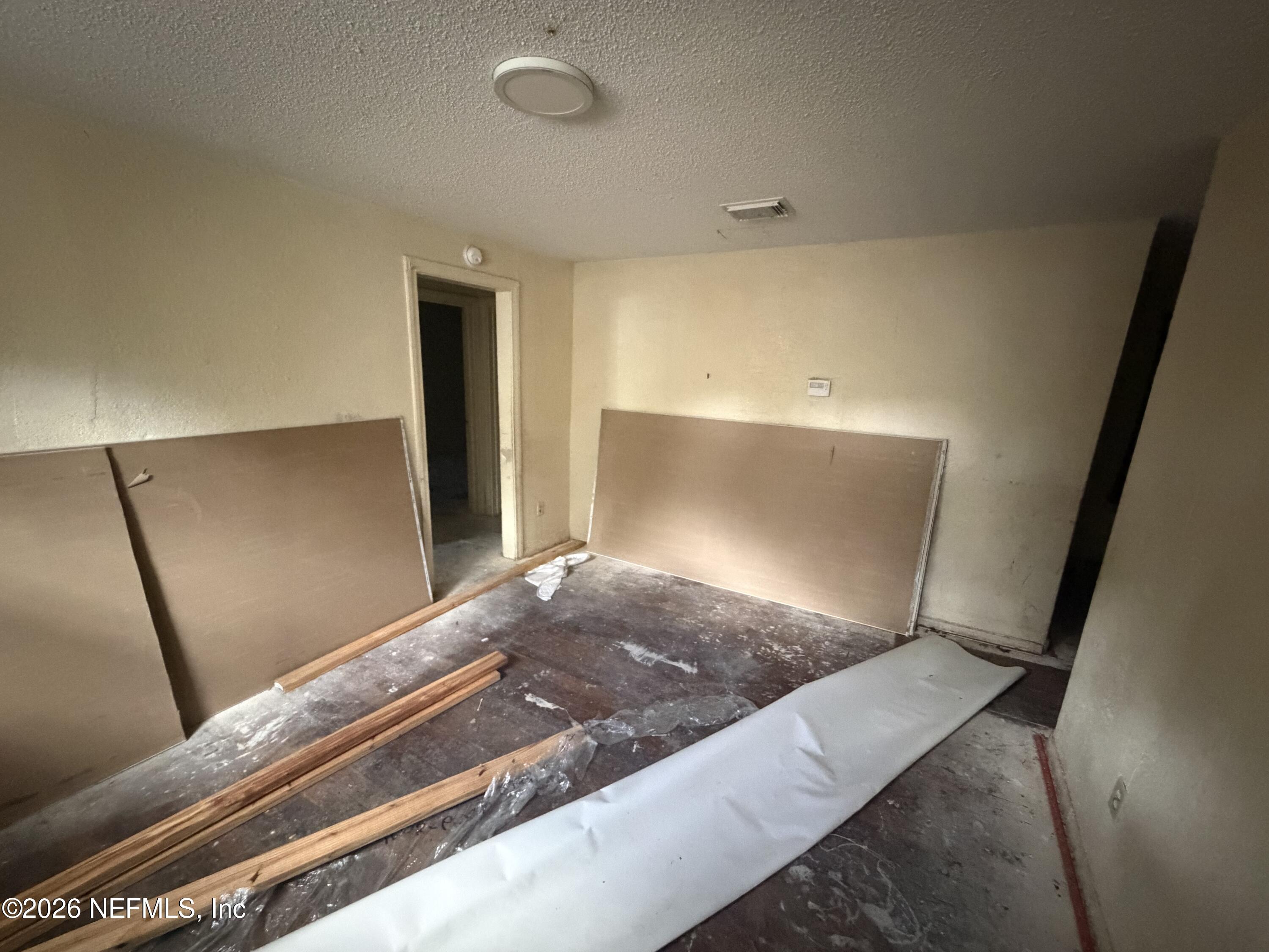3229 Dignan Street — photo