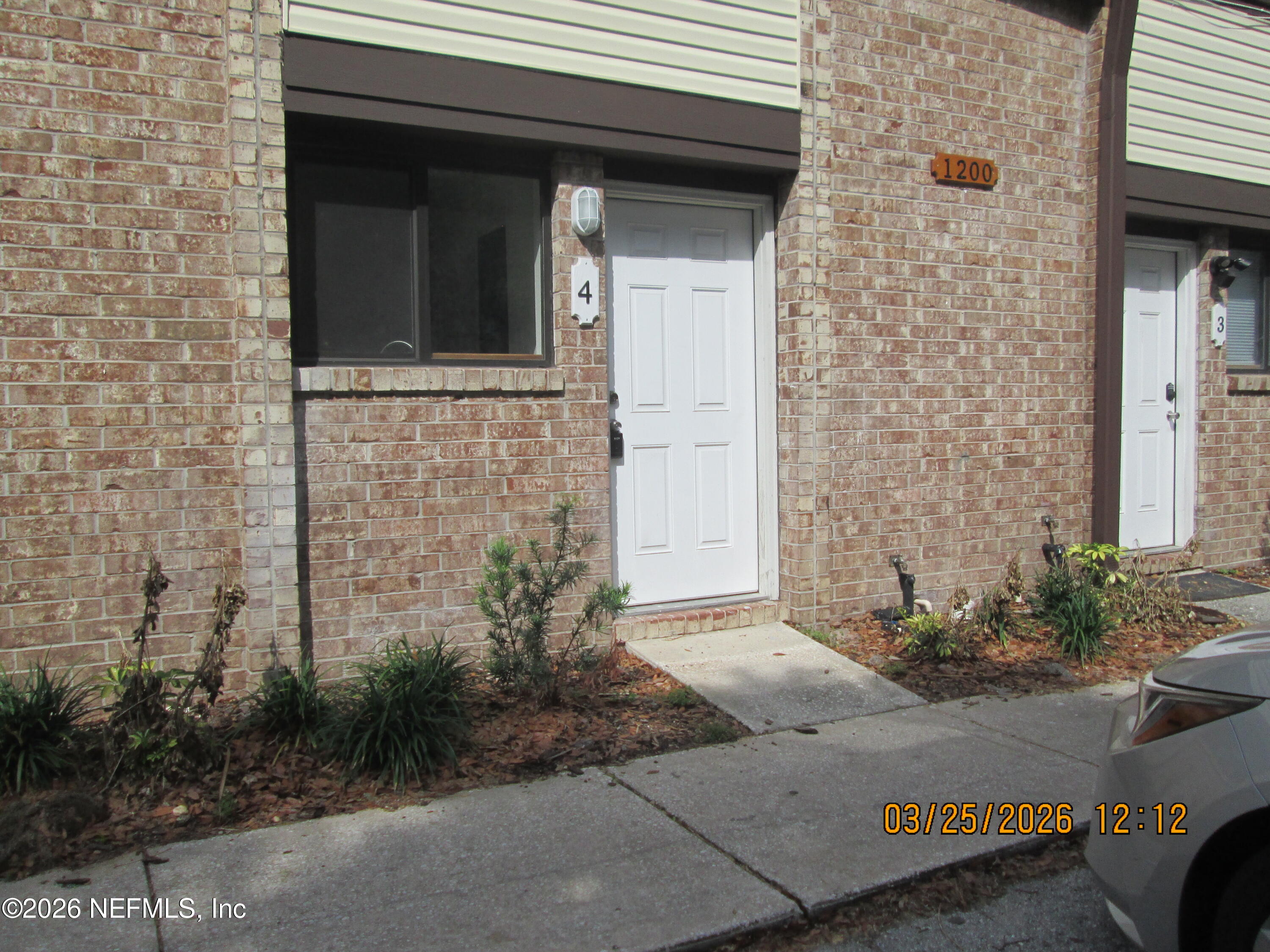 1200 Bretta Street 4 — photo