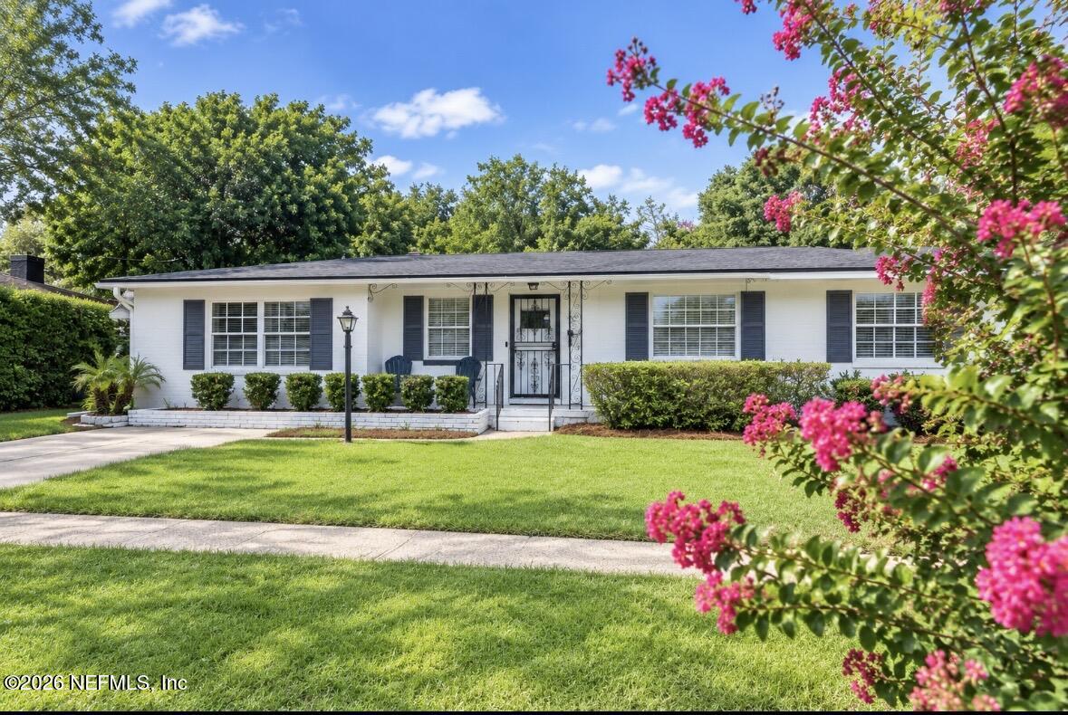 2443 Cedar Shores Circle — photo