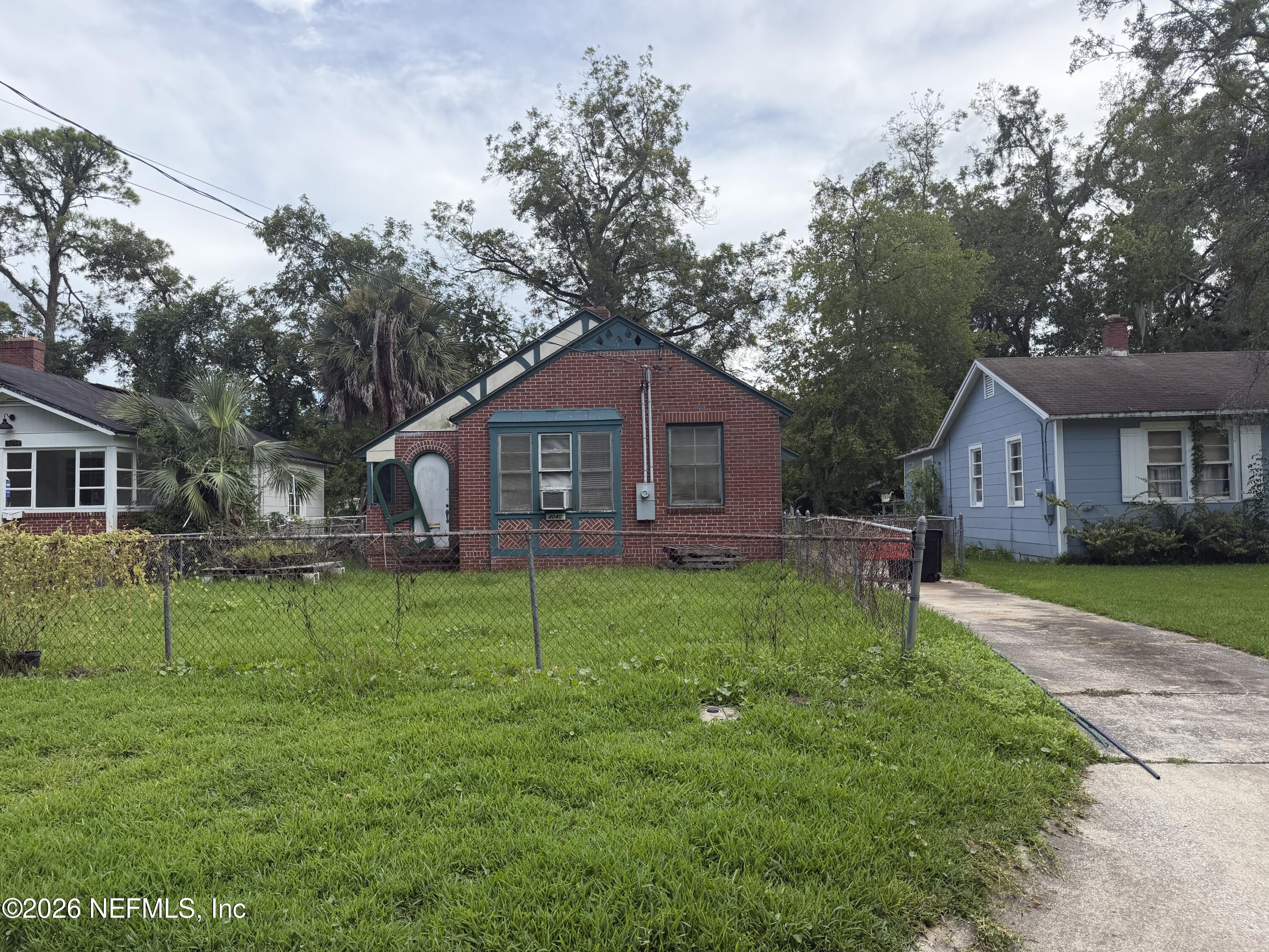 4040 Green Street — photo