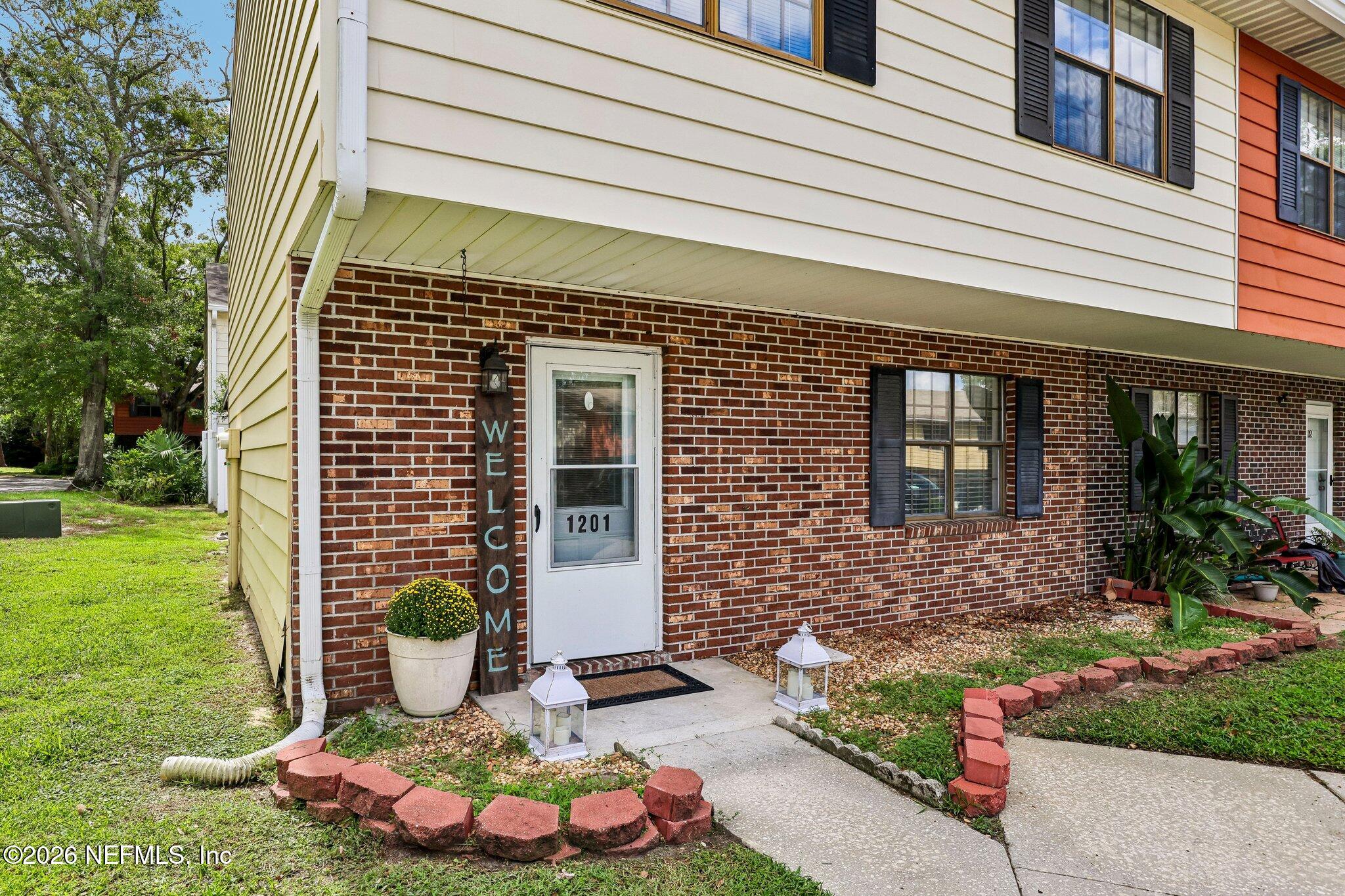 1201 Kettering Way — photo