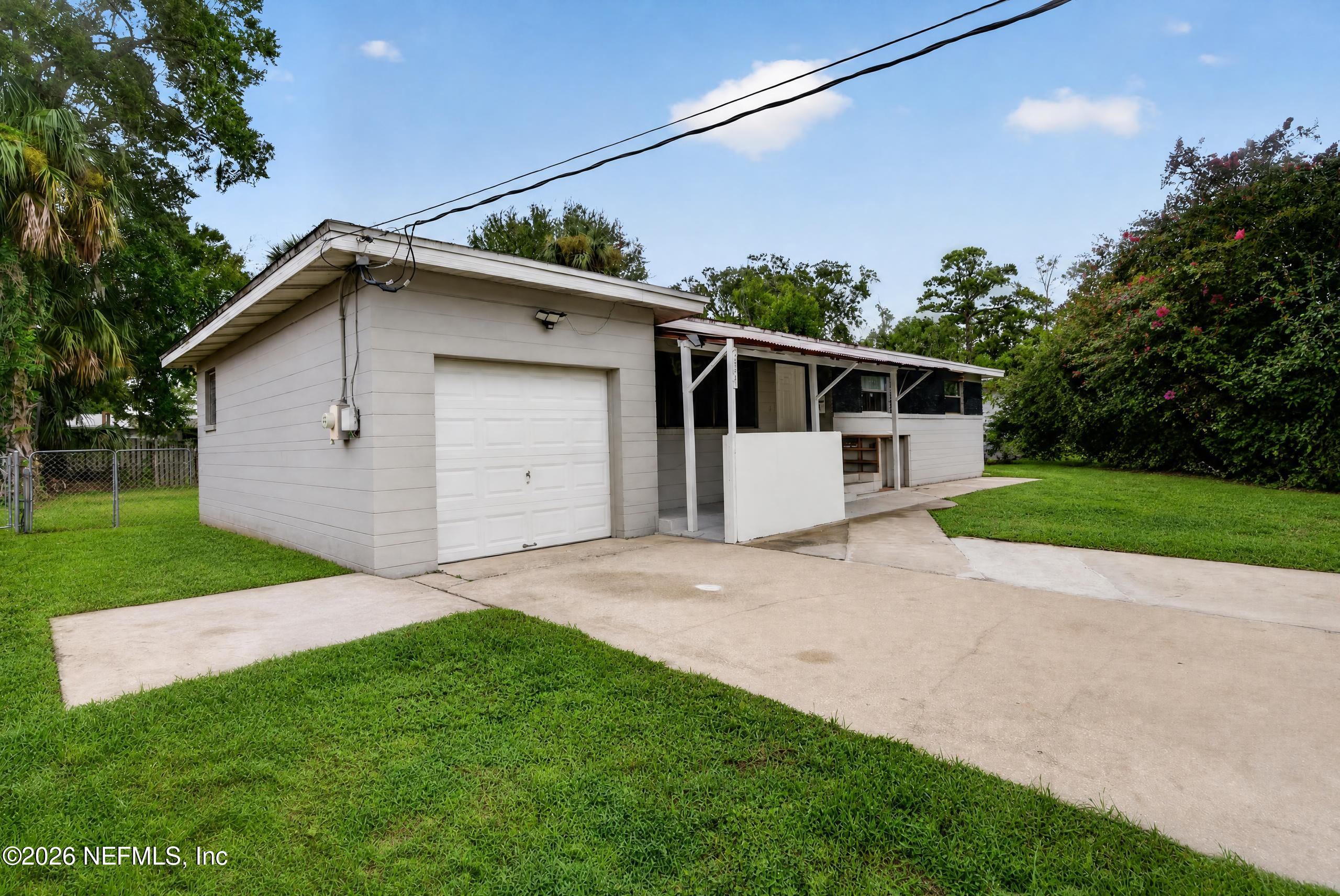2151 Larry Drive — photo