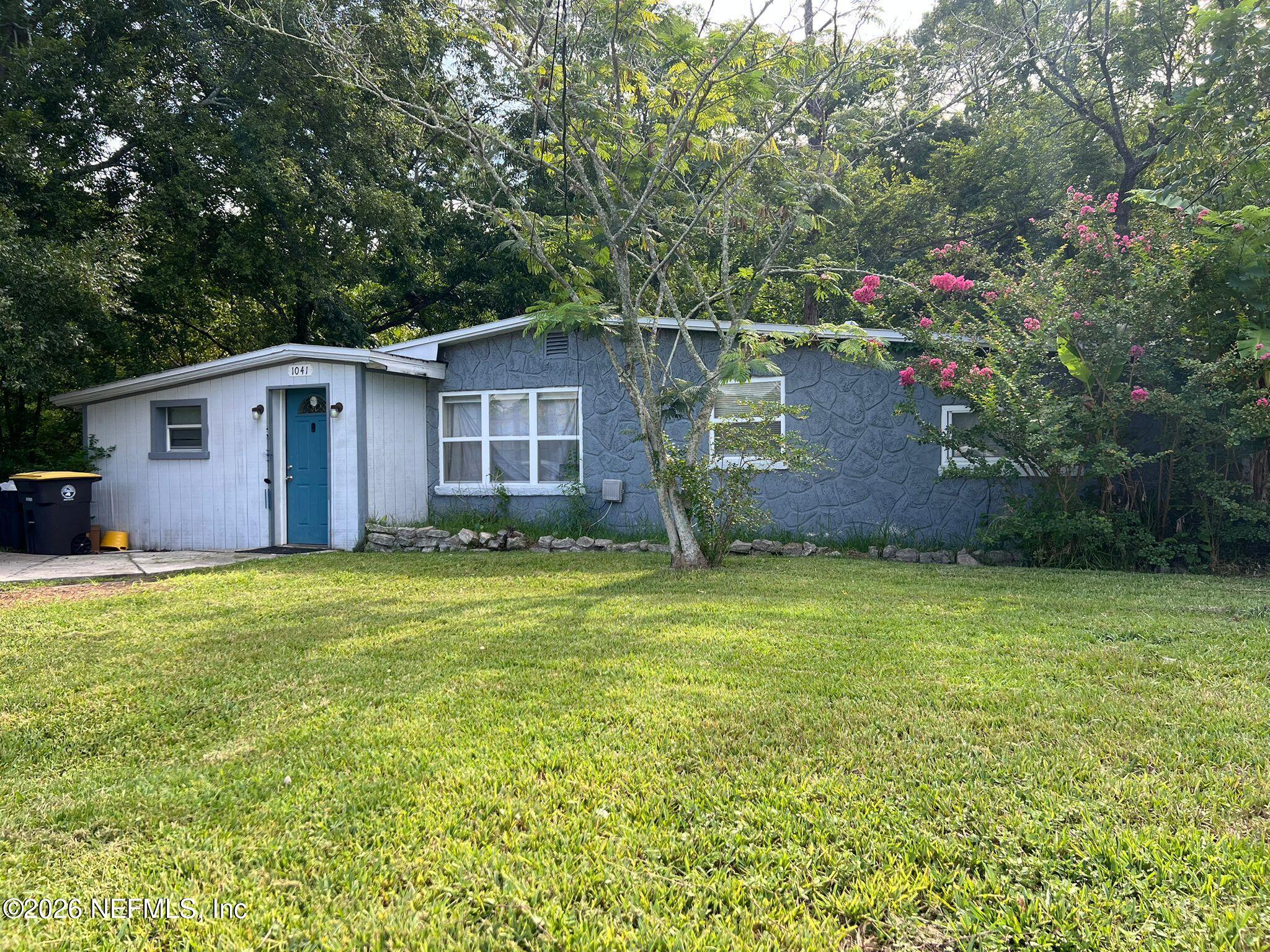 1041 Seminole Avenue — photo