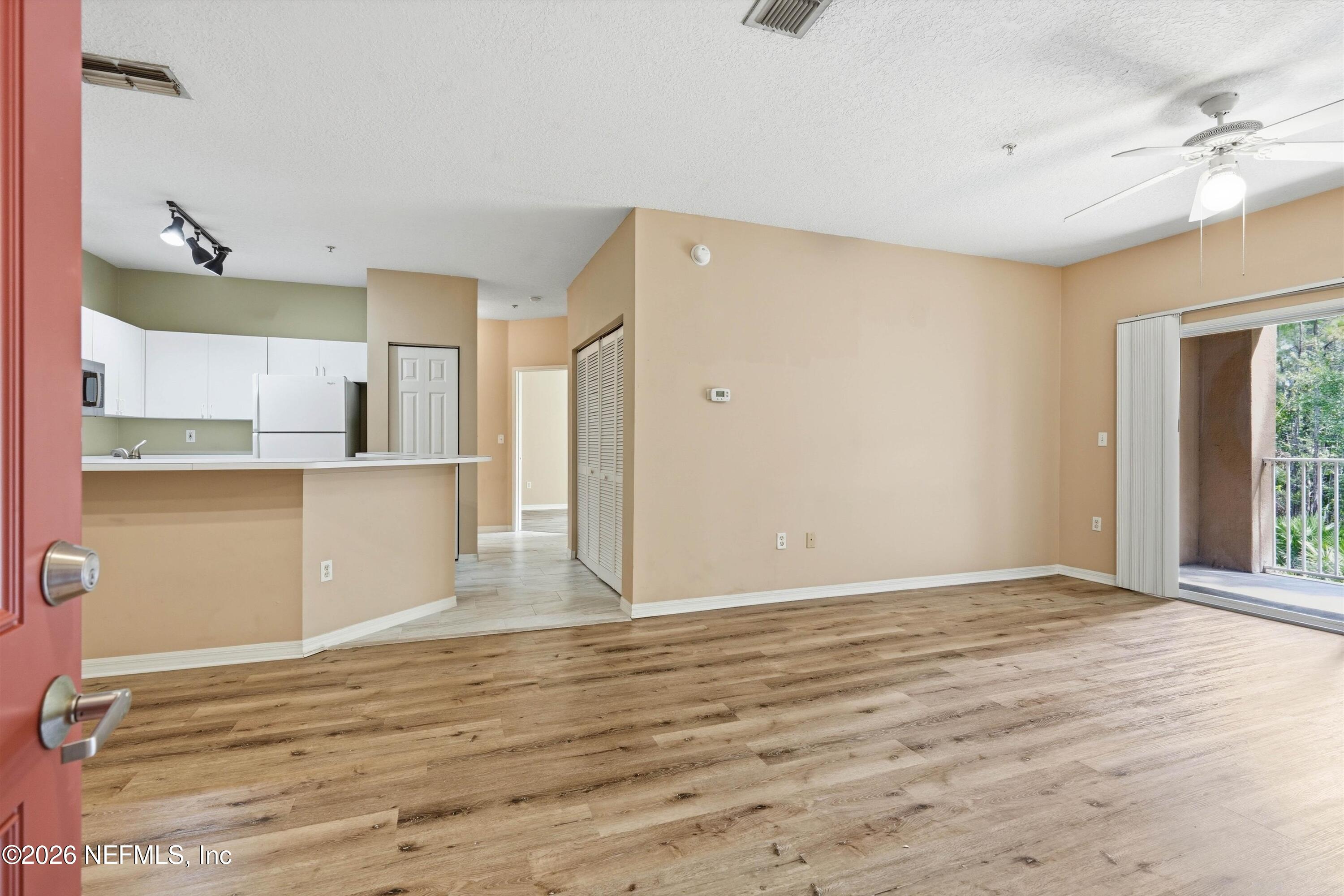 615 Fairway Drive 206 — photo