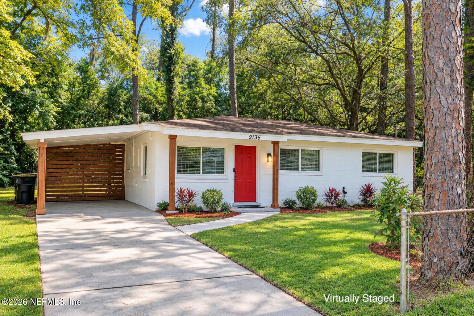 9135 Spottswood Road — photo