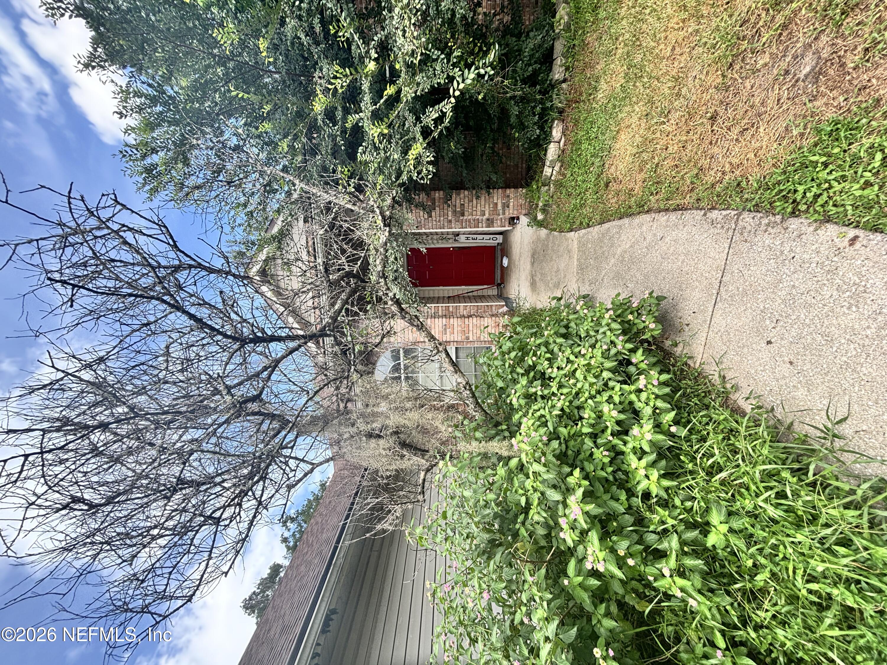 5351 Oxford Crest Drive — photo