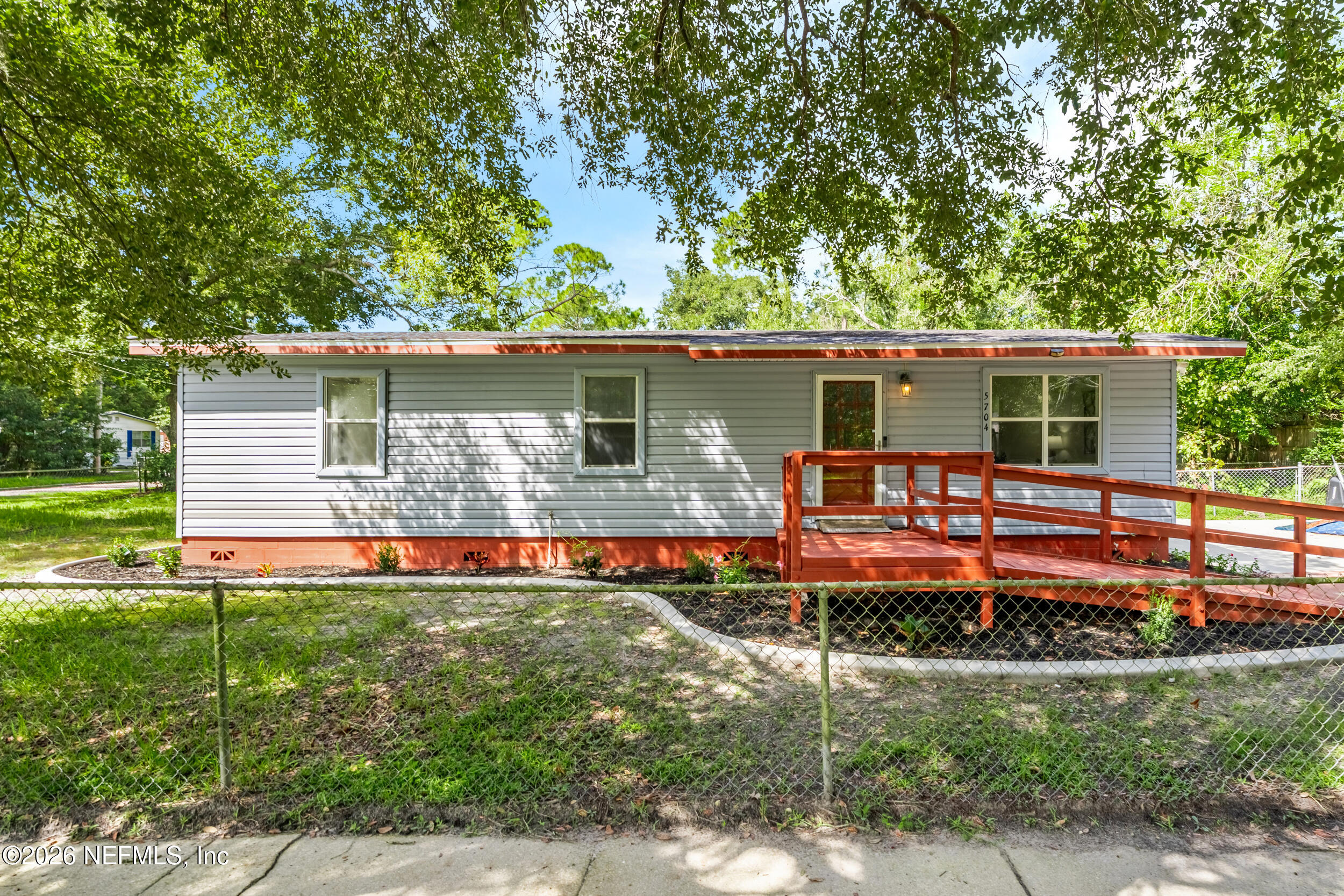 5704 Xavier Road — photo