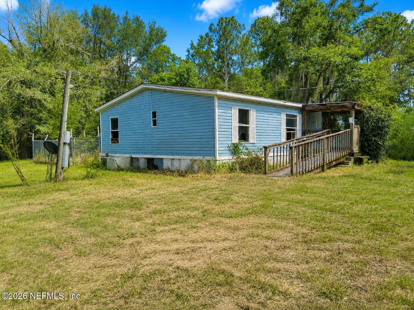 106 Lake Shore Road — photo