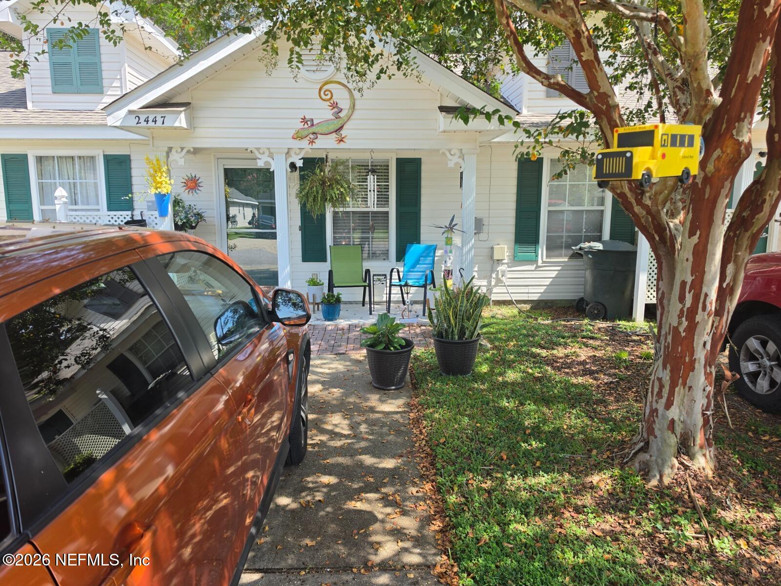 2447 Trailwood Drive — photo