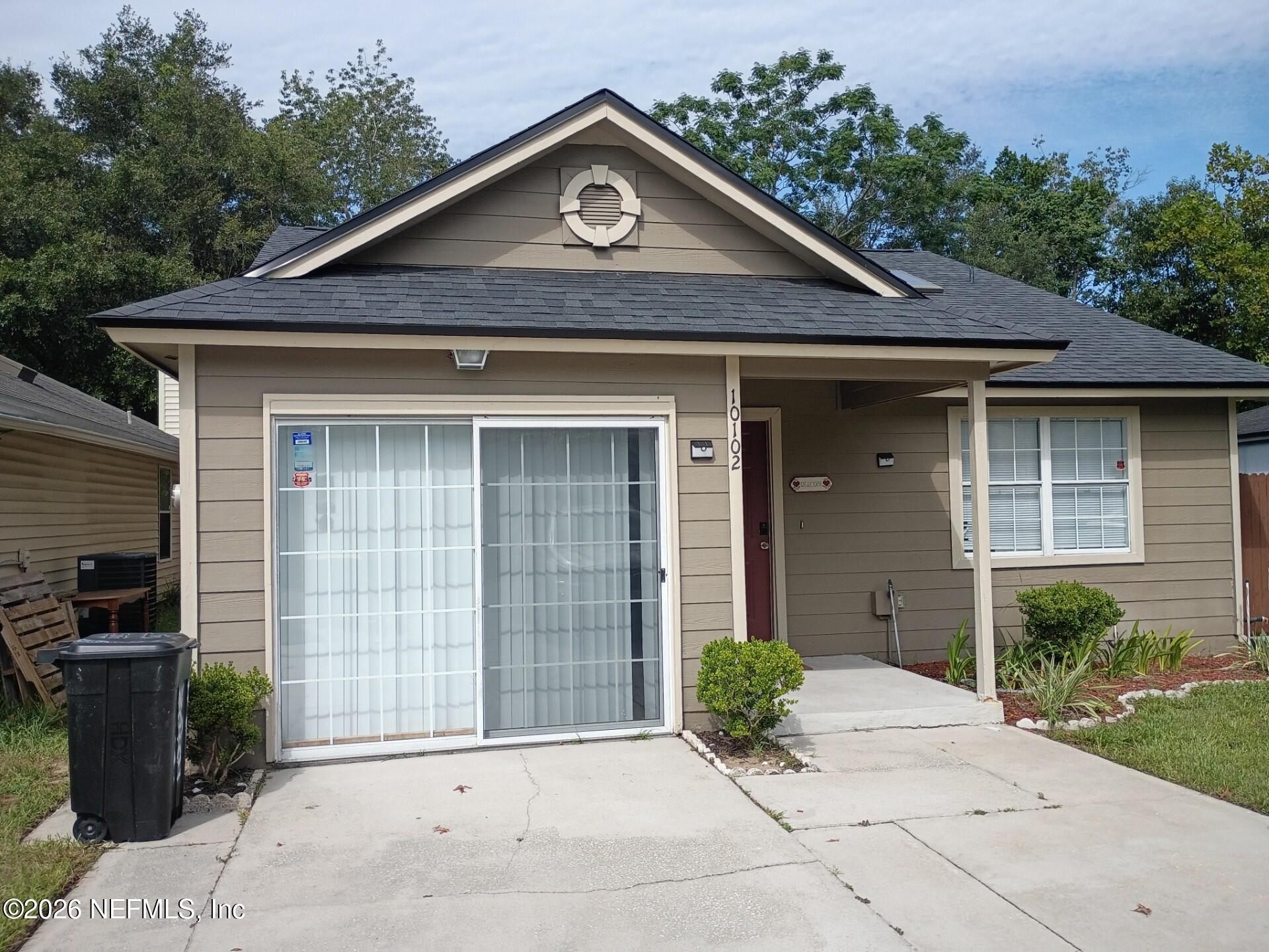10102 Geni Hill Circle S — photo