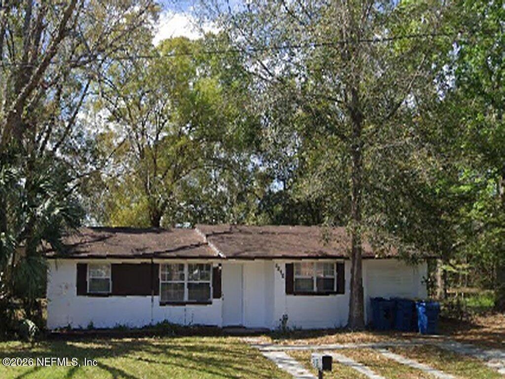 5818 Tusk Court — photo