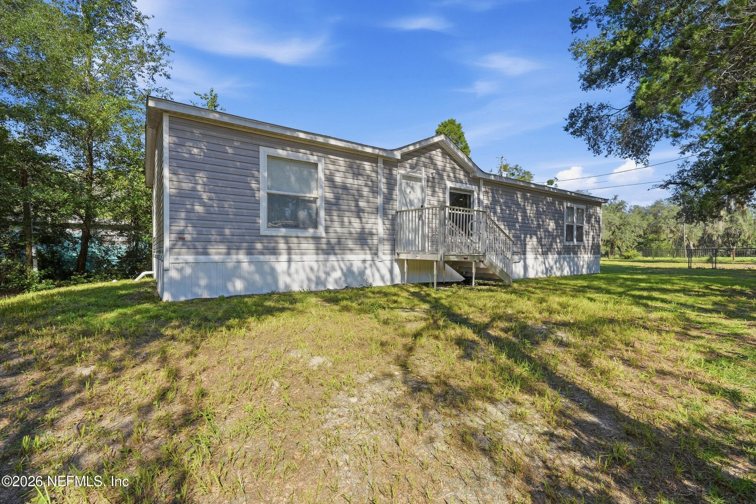 187 Lakeview Drive — photo