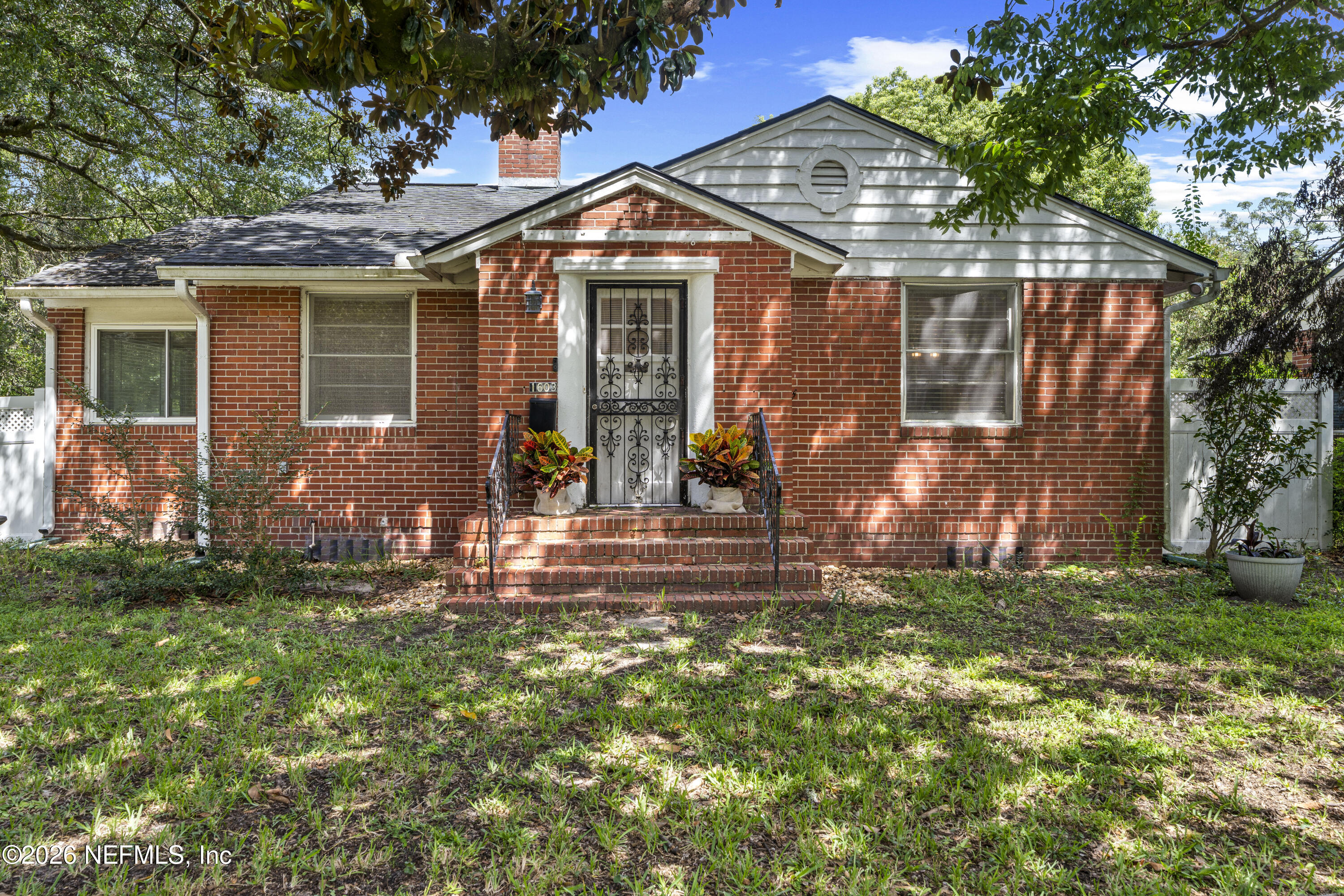 1603 Parrish Place — photo