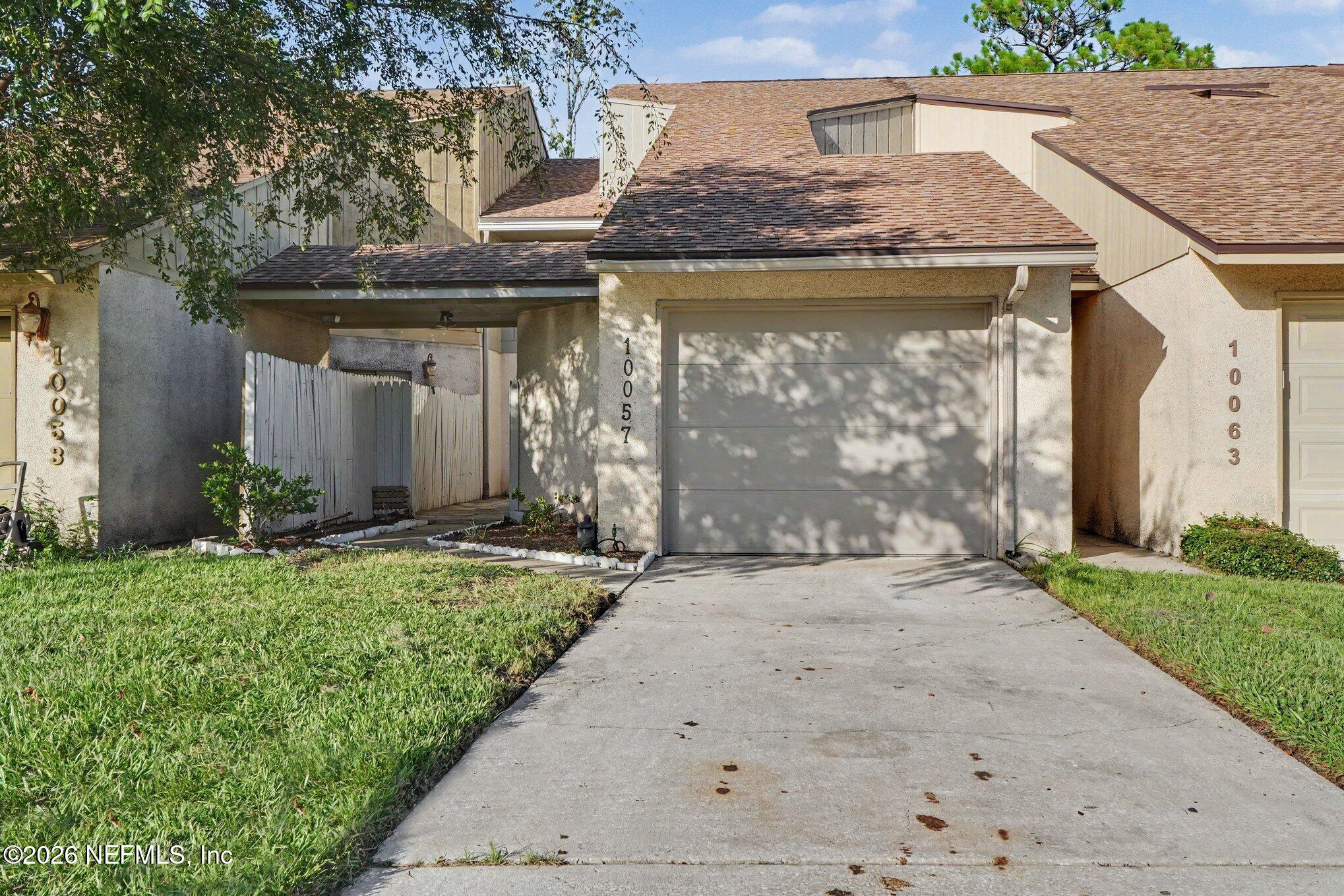 10057 N Romaine Circle 2 — photo