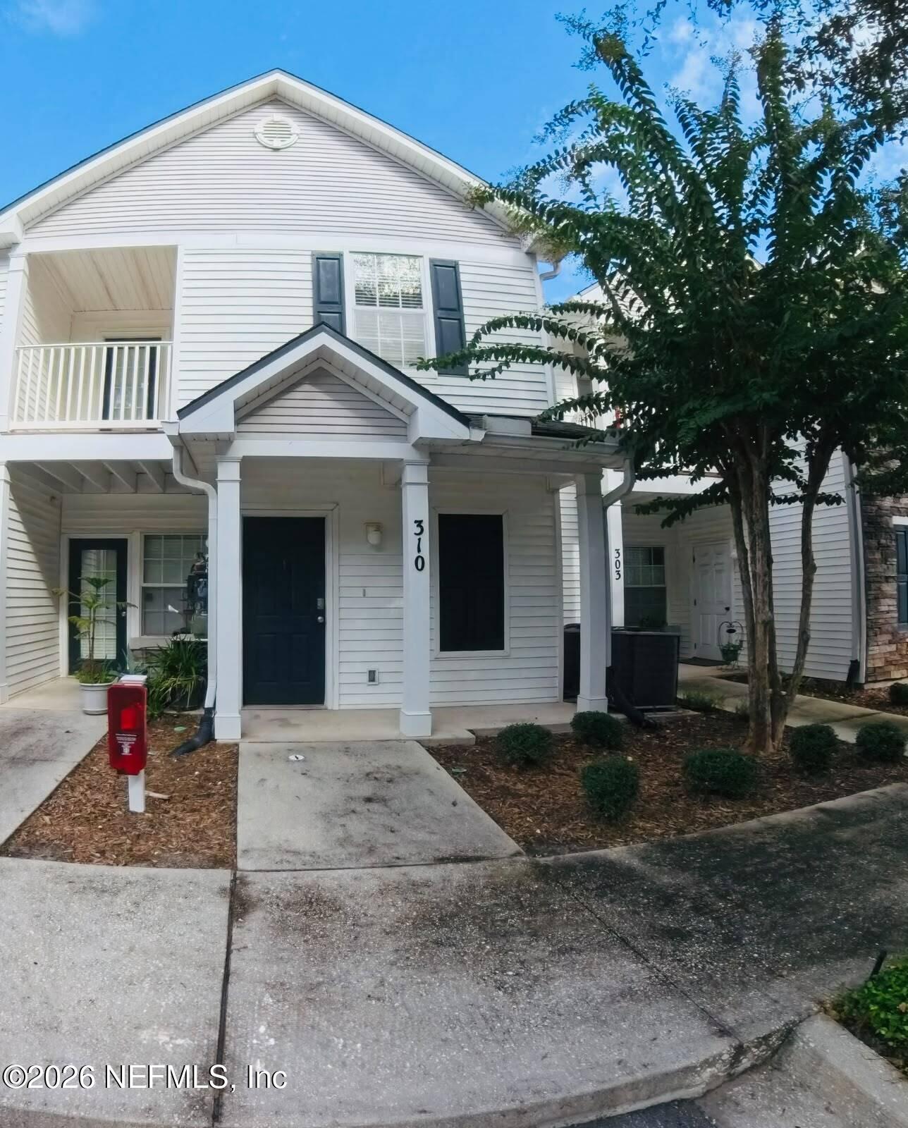 2200 Marsh Hawk Lane 310 — photo