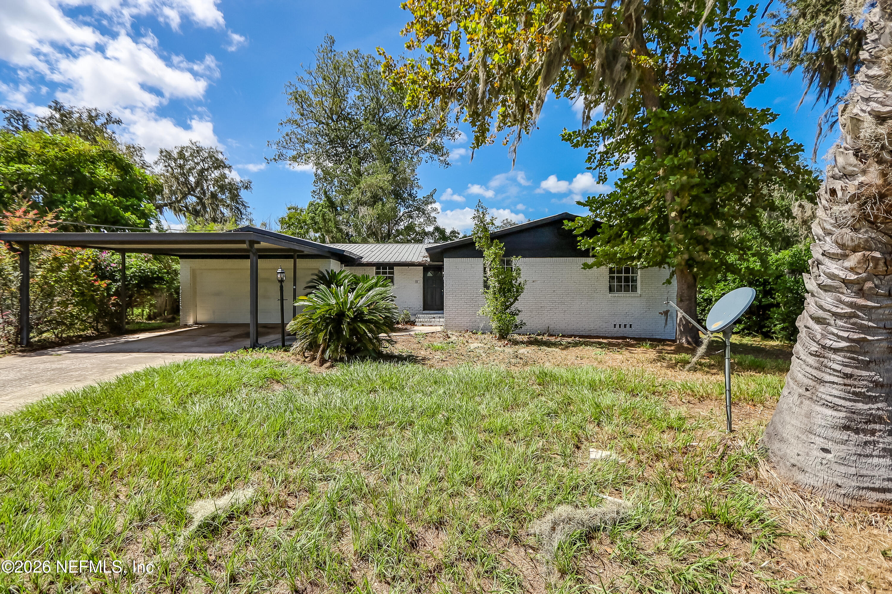 2824 Woodland Drive — photo