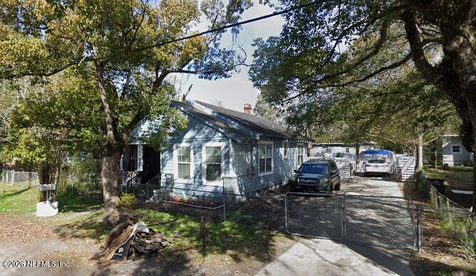 1519 W 27th Street — photo