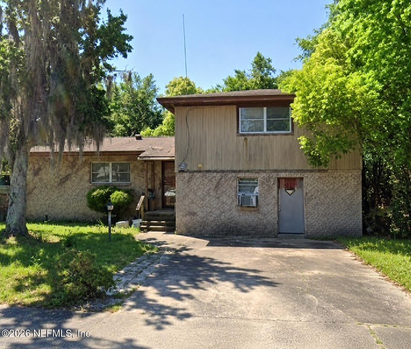 7816 Jaguar Drive — photo