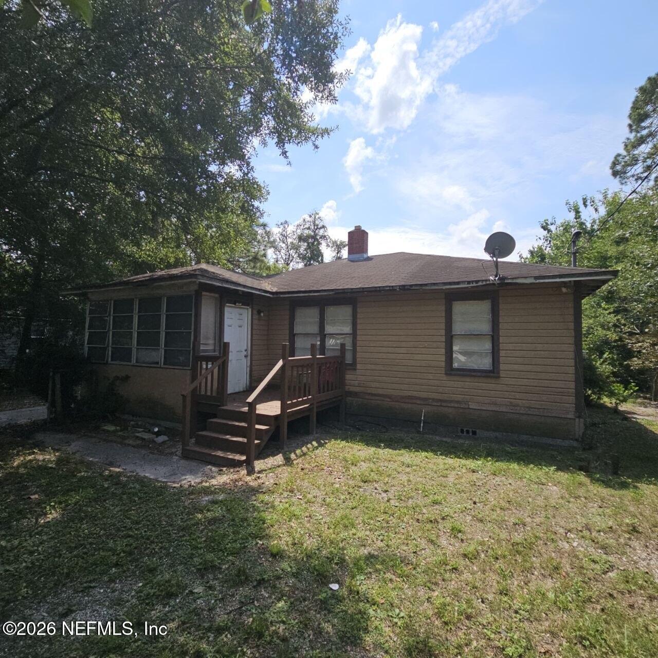 820 Gardenia Lane — photo