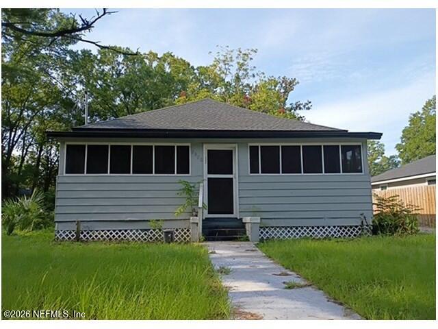 2900 Thomas Street — photo