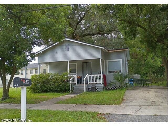 1738 W 20th Street — photo