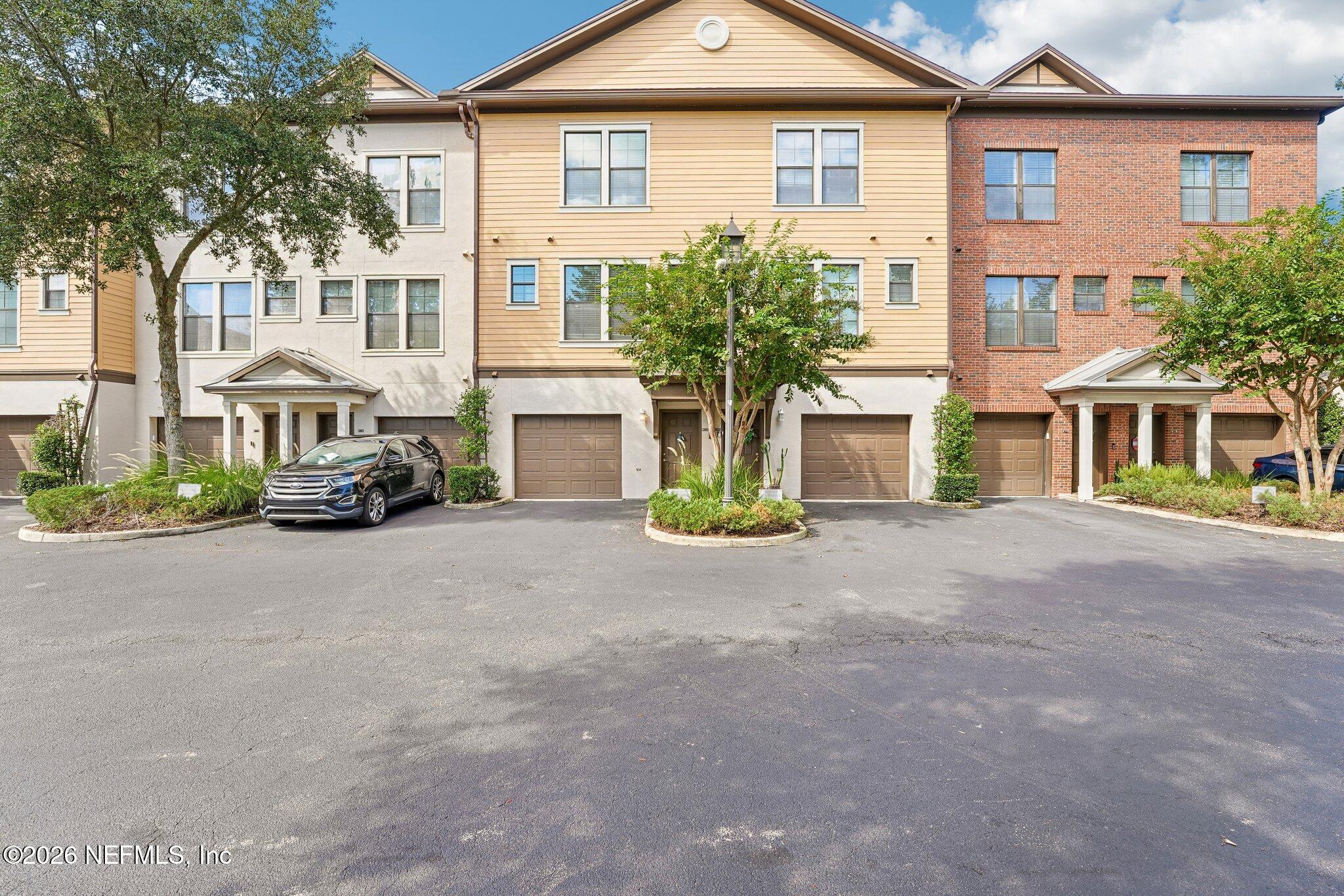 9823 Tapestry Park Circle 204 — photo
