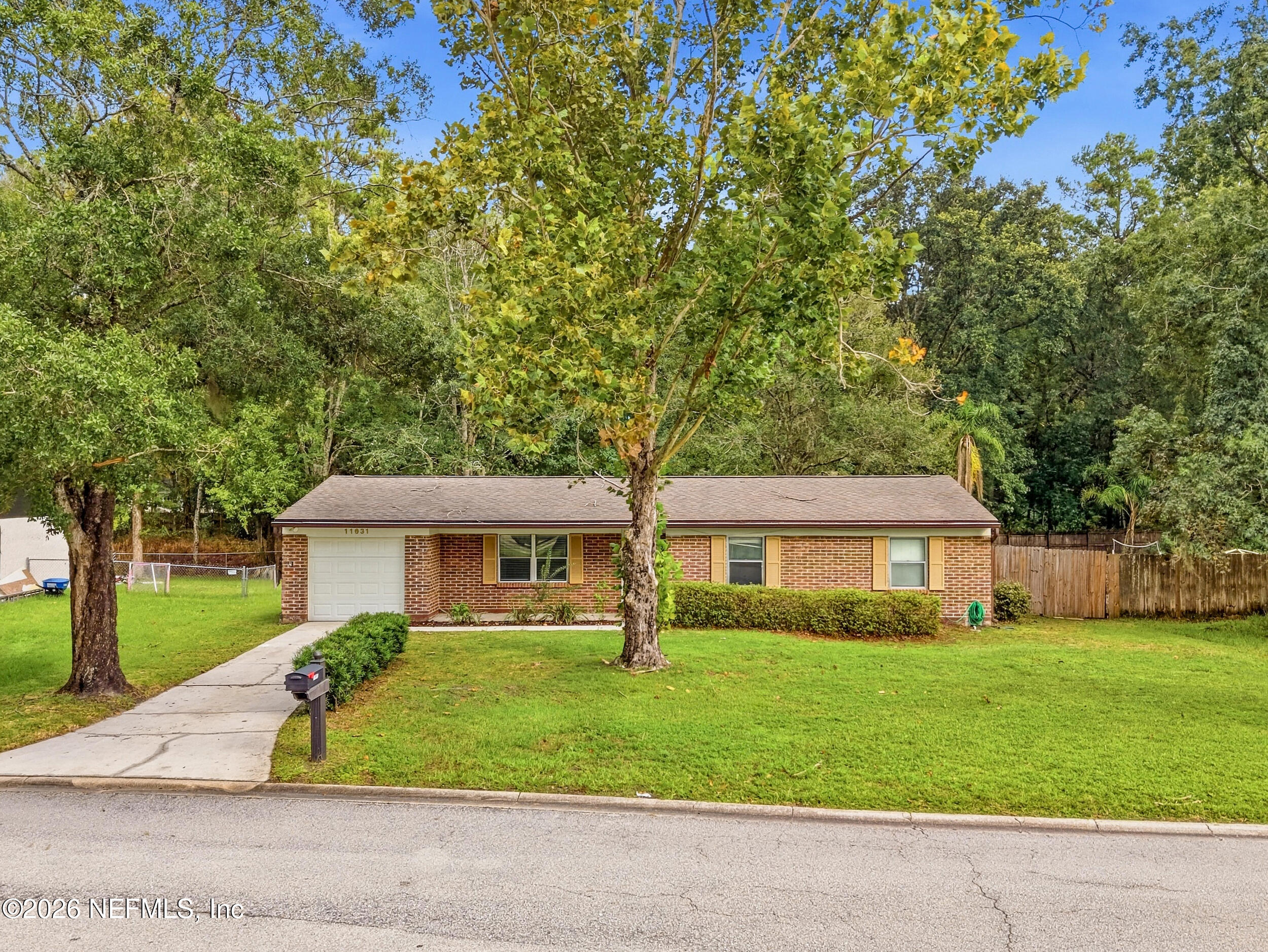 11631 Gwynford Lane — photo