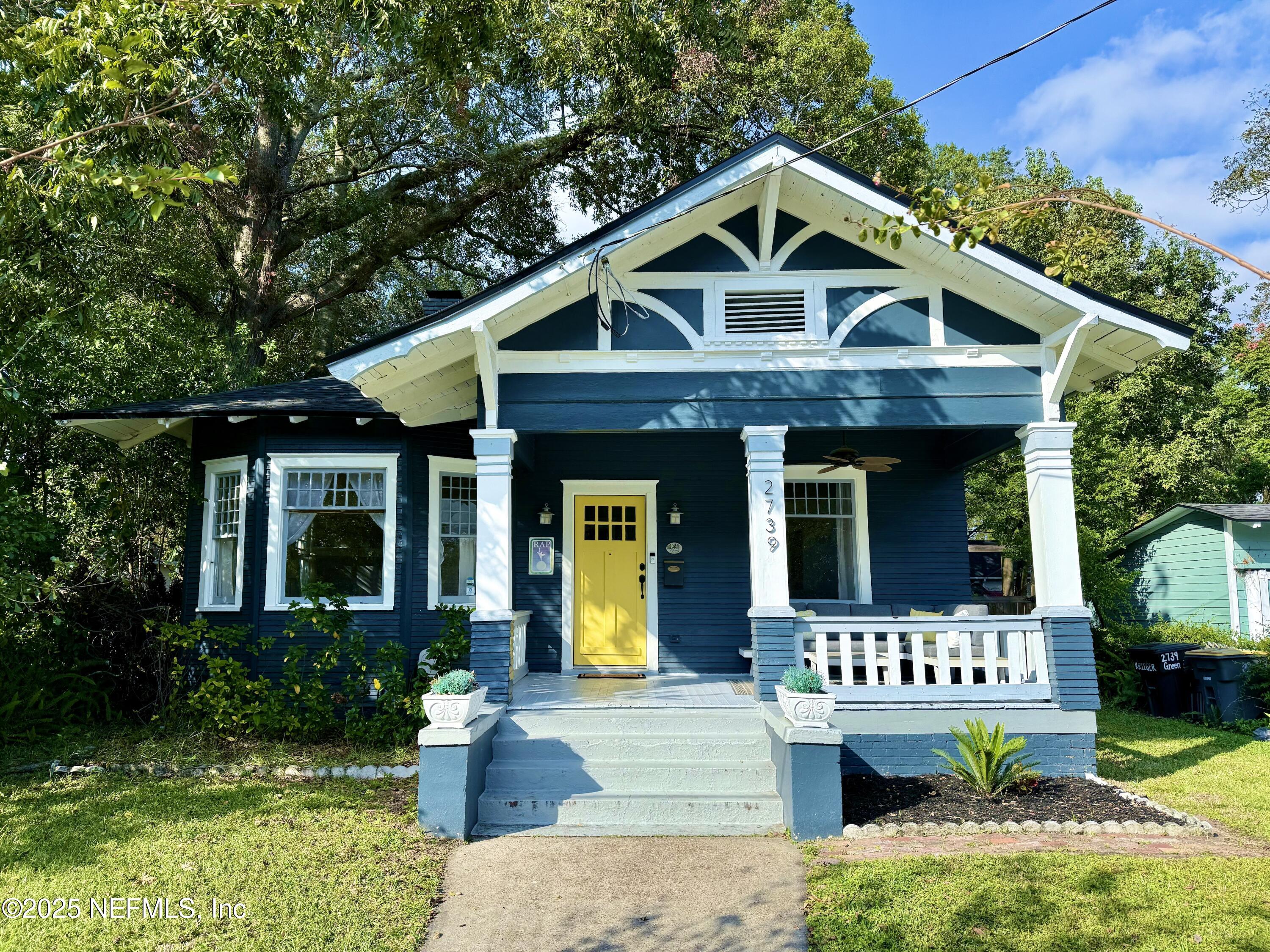 2739 Green Street — photo