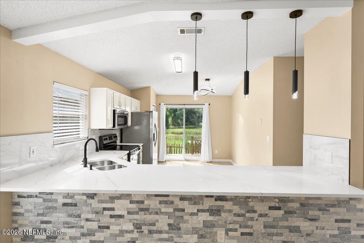 1454 Cove Landing Drive — photo