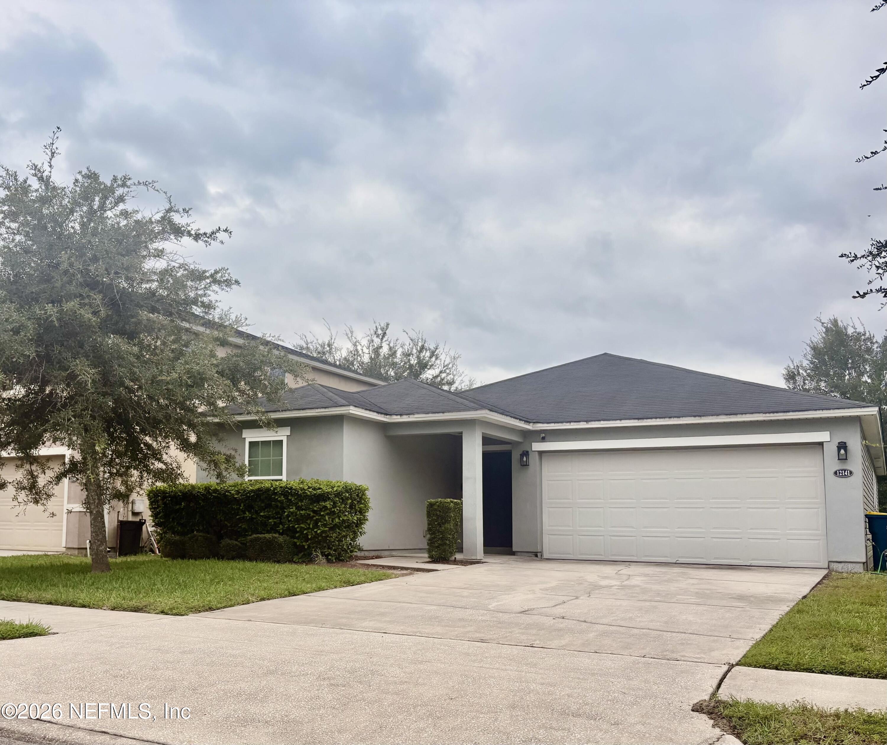 12141 Alexandra Drive — photo