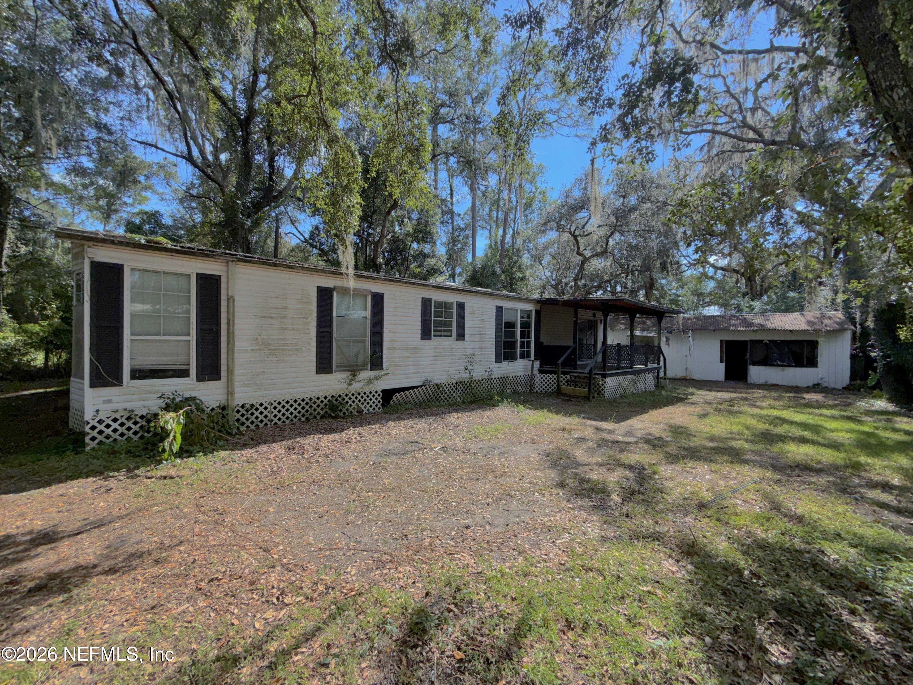 125 Silver Lake Drive — photo