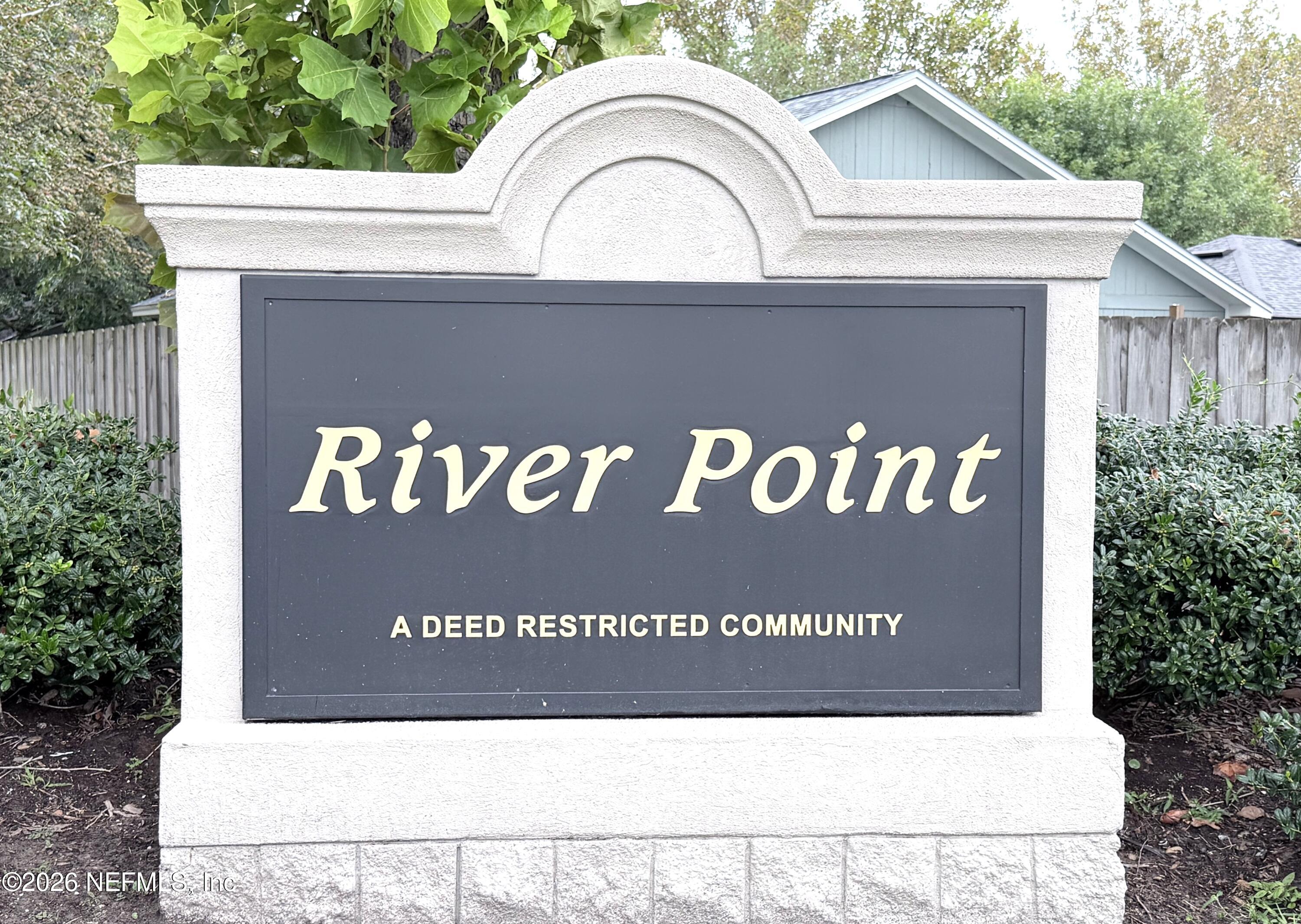 1315 Runningbrook Court — photo