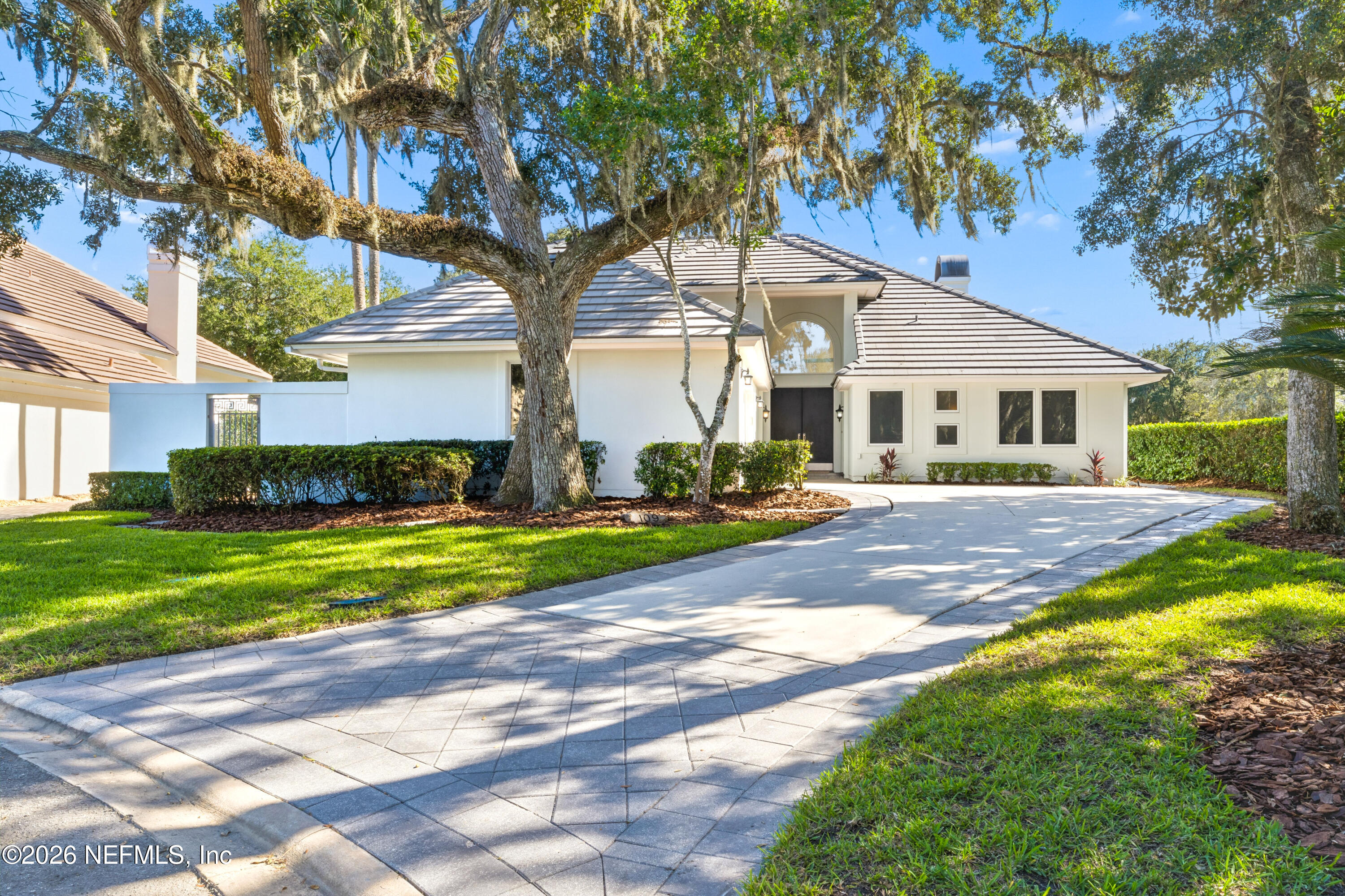 109 Laurel Court — photo
