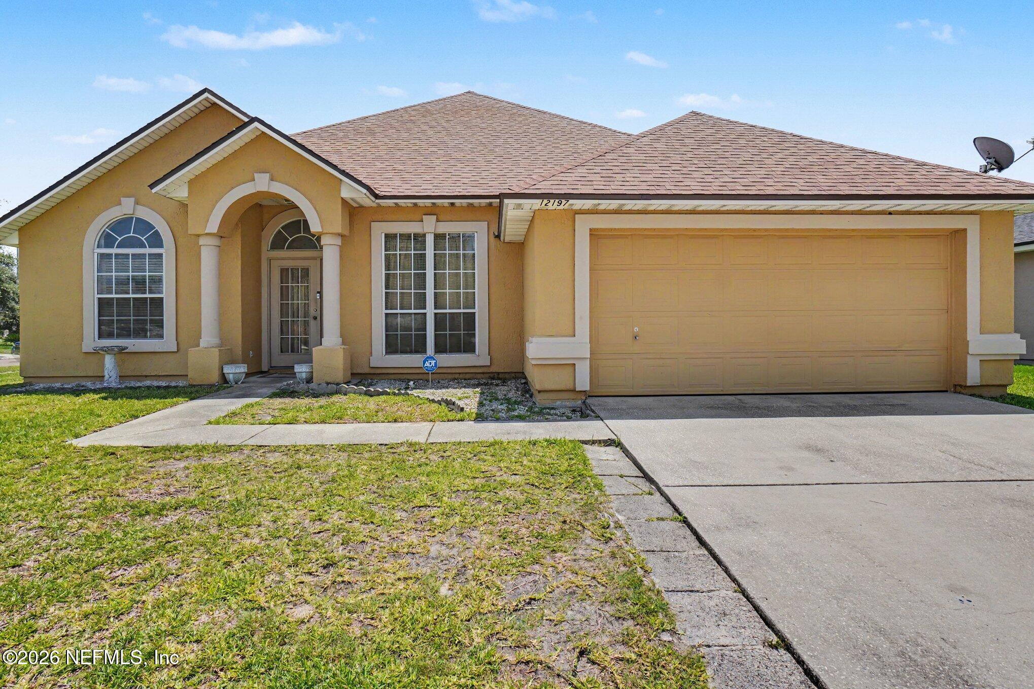 12197 Captiva Bluff Circle W — photo