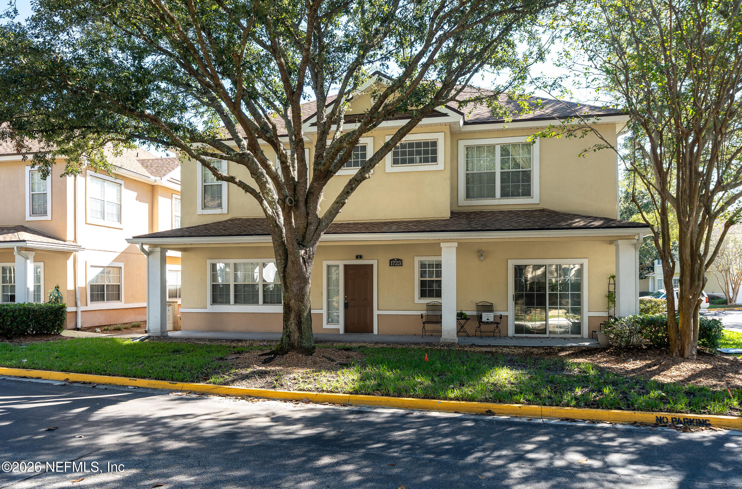 1723 W Forest Lake Circle W Unit 1 — photo